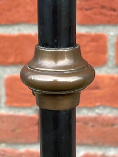 Mesa Pedestal Art Decó de Hierro Fundido Negro / Soporte para Escultura c. Impresionante encimera de mármol