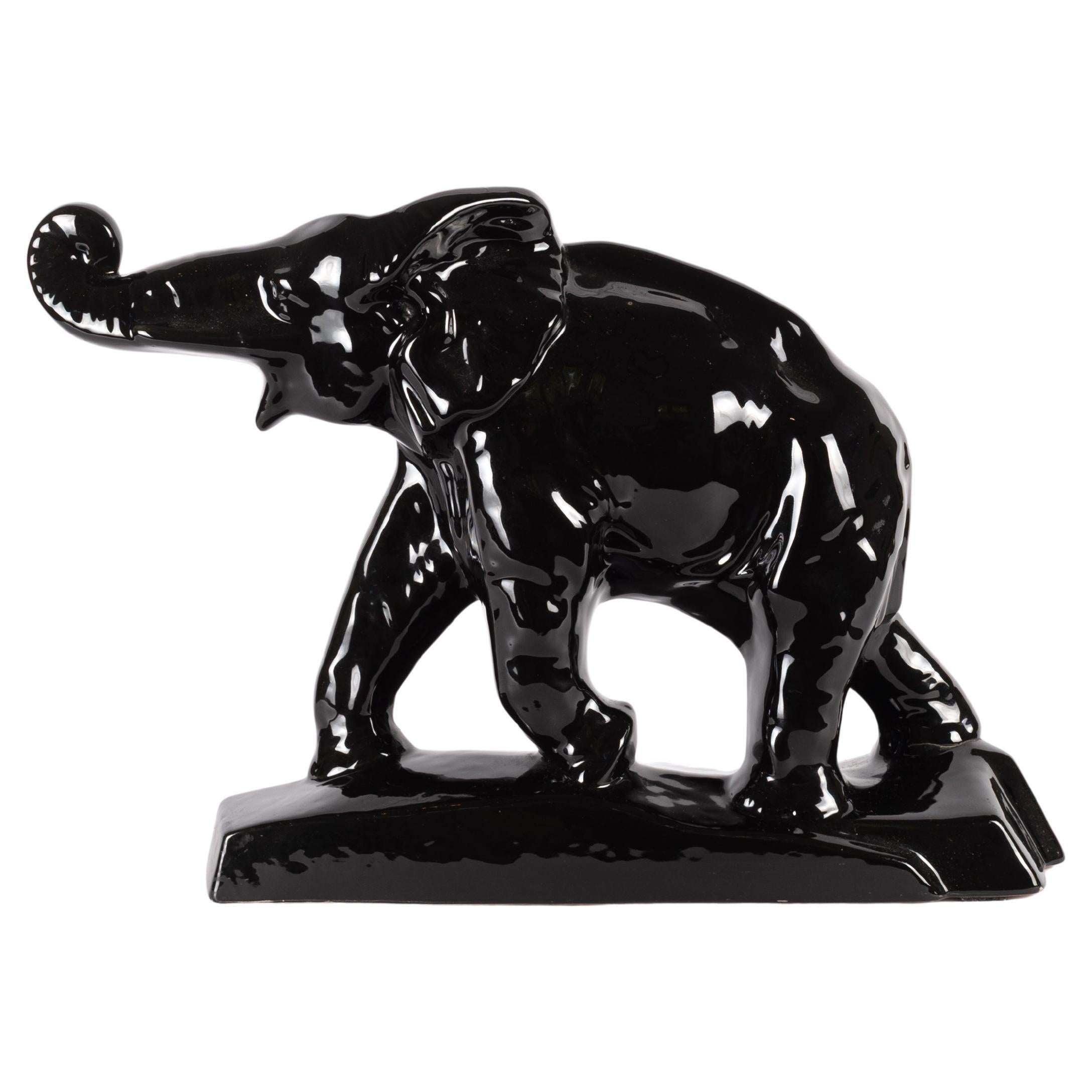 Eléphant Art déco en céramique noire par Lemanceau en vente