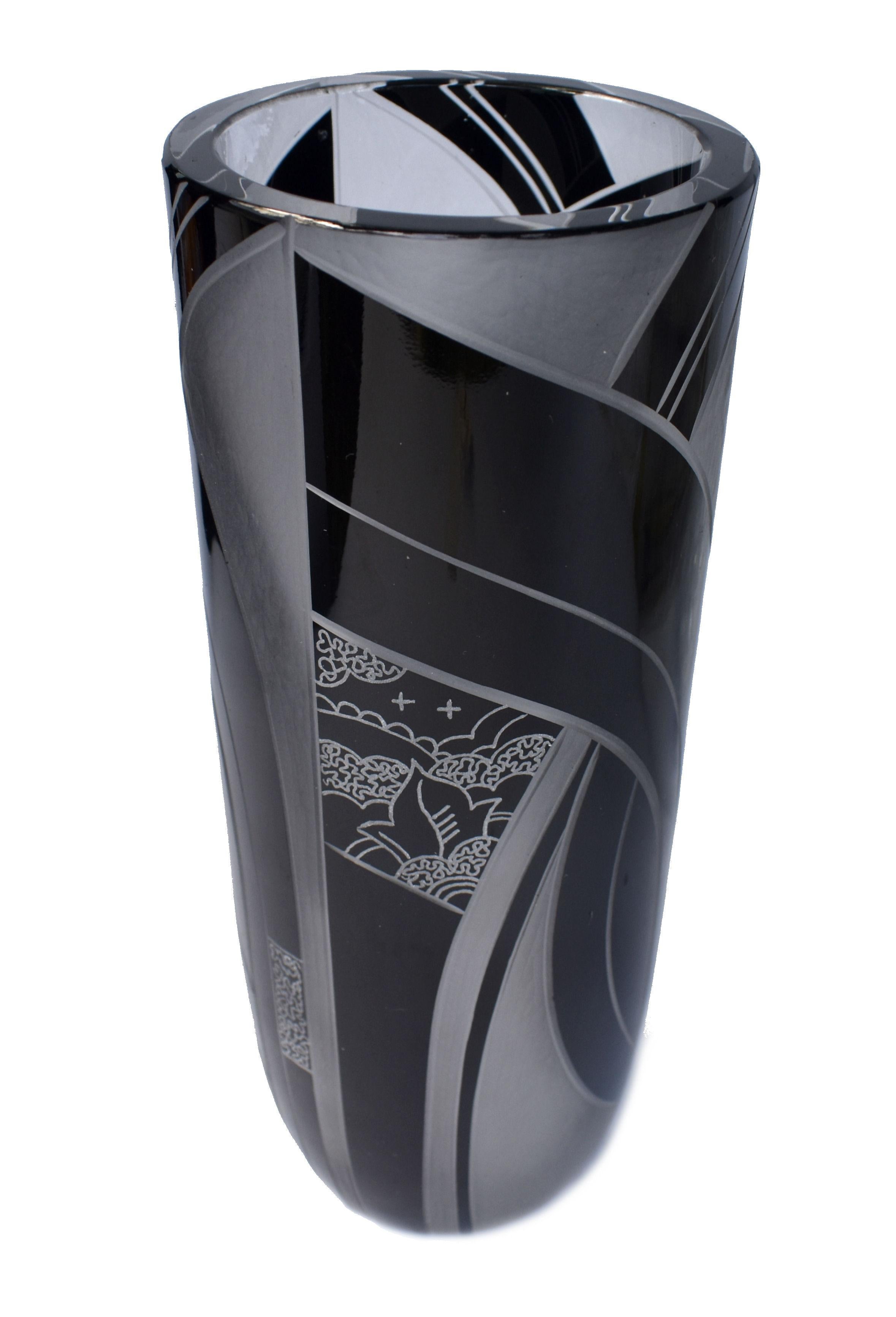 Art Deco Black Enamel Glass & Etched Vase, Czech Republic, C1935 In Good Condition For Sale In Devon, England