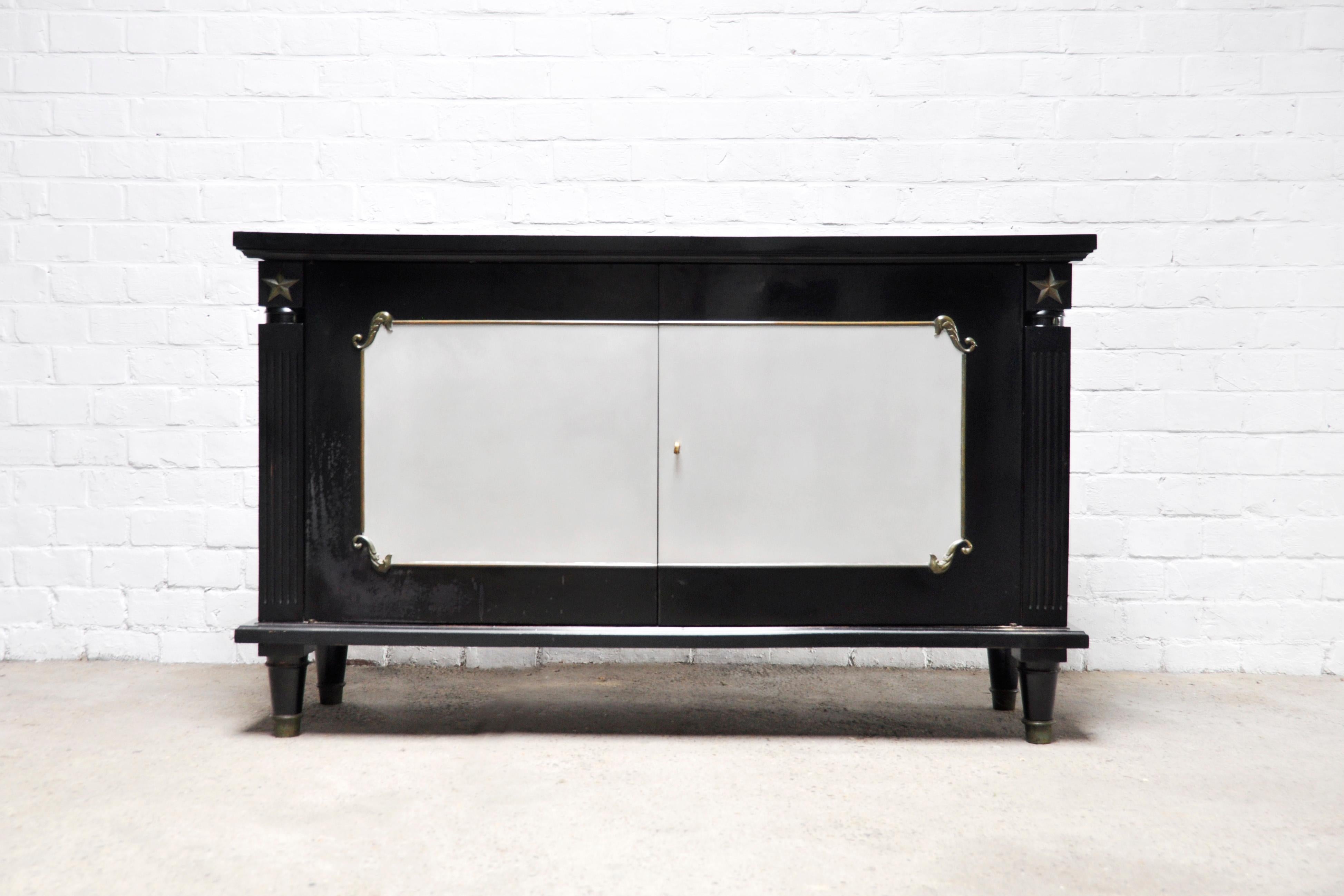 Art Deco Black Lacquer and Bronze Cabinet in the style of André Arbus, France For Sale 3