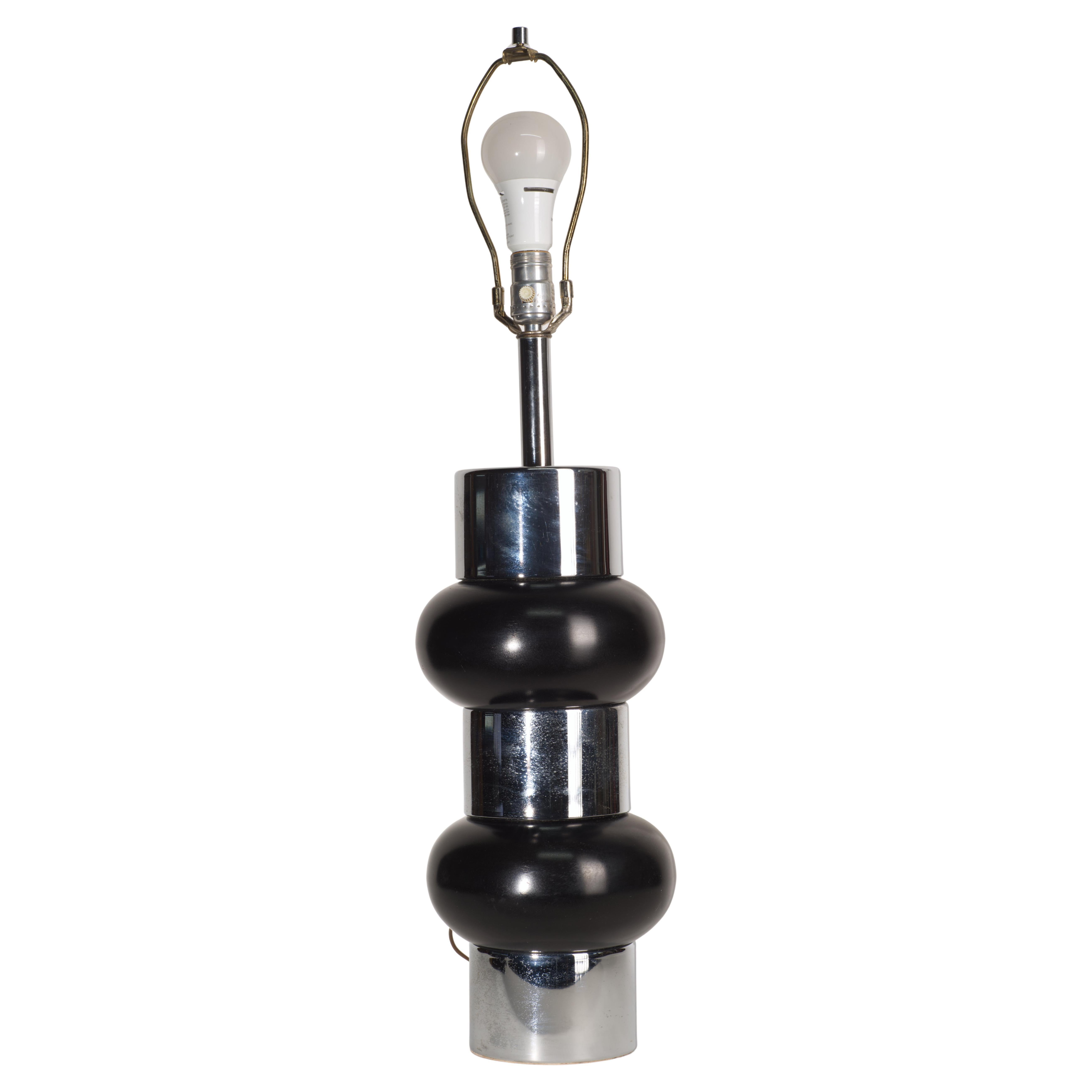 Lampe de bureau empilée Art déco en laque noire et nickel