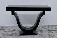 Art Deco Black Lacquer Console with Tulip Curved Center Base, France 1930s