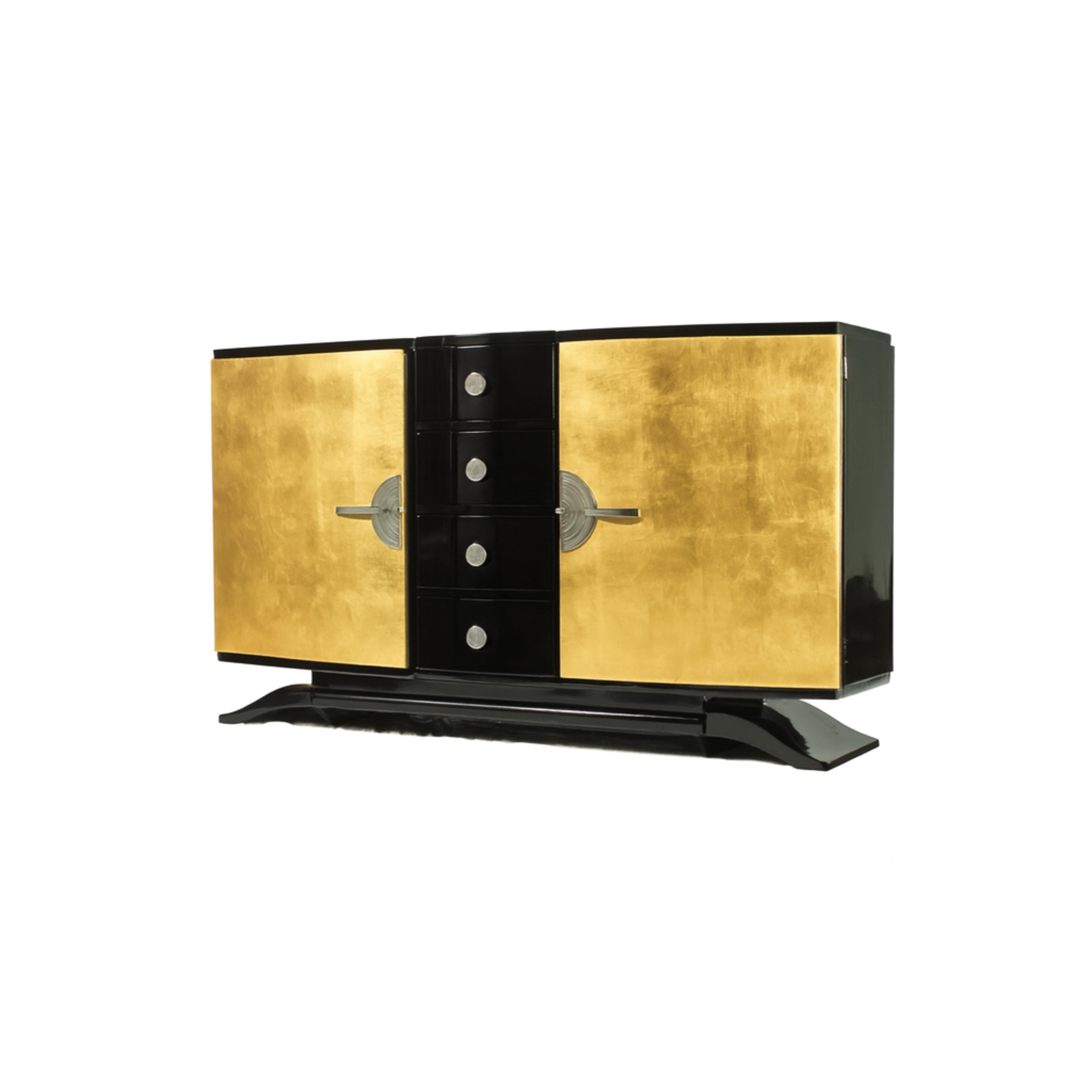 Art Deco Black Lacquer Gilt Walnut Sideboard Credenza, 20th Century In Good Condition For Sale In Lisbon, PT