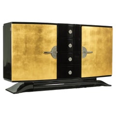 Commodes and Chests of Drawers