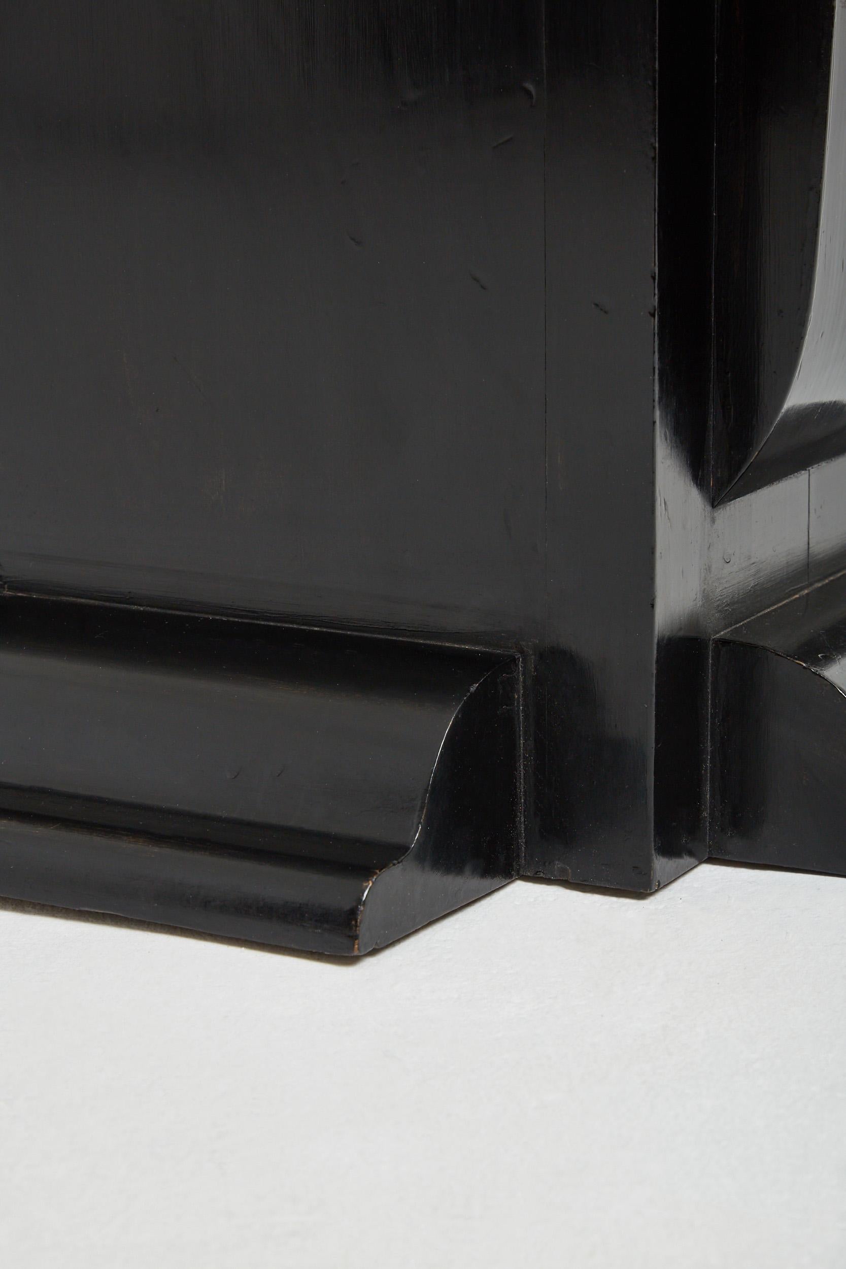 Beech Art Deco Black Lacquer Pedestal