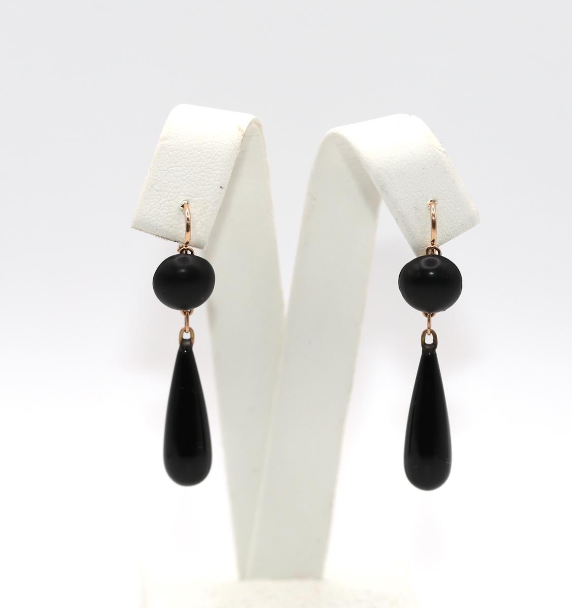Art Deco Black Onyx 14K Yellow Gold Drop Earrings, 1930 For Sale 1
