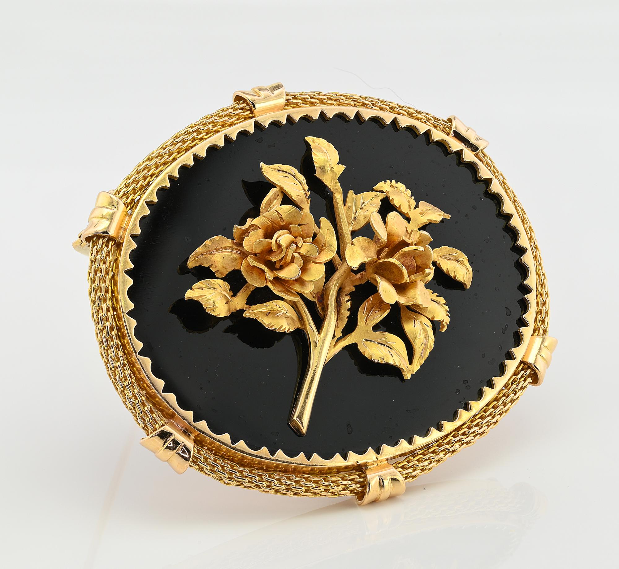 Cabochon Art Deco Black Onyx Roses Brooch Pendant 18 KT For Sale