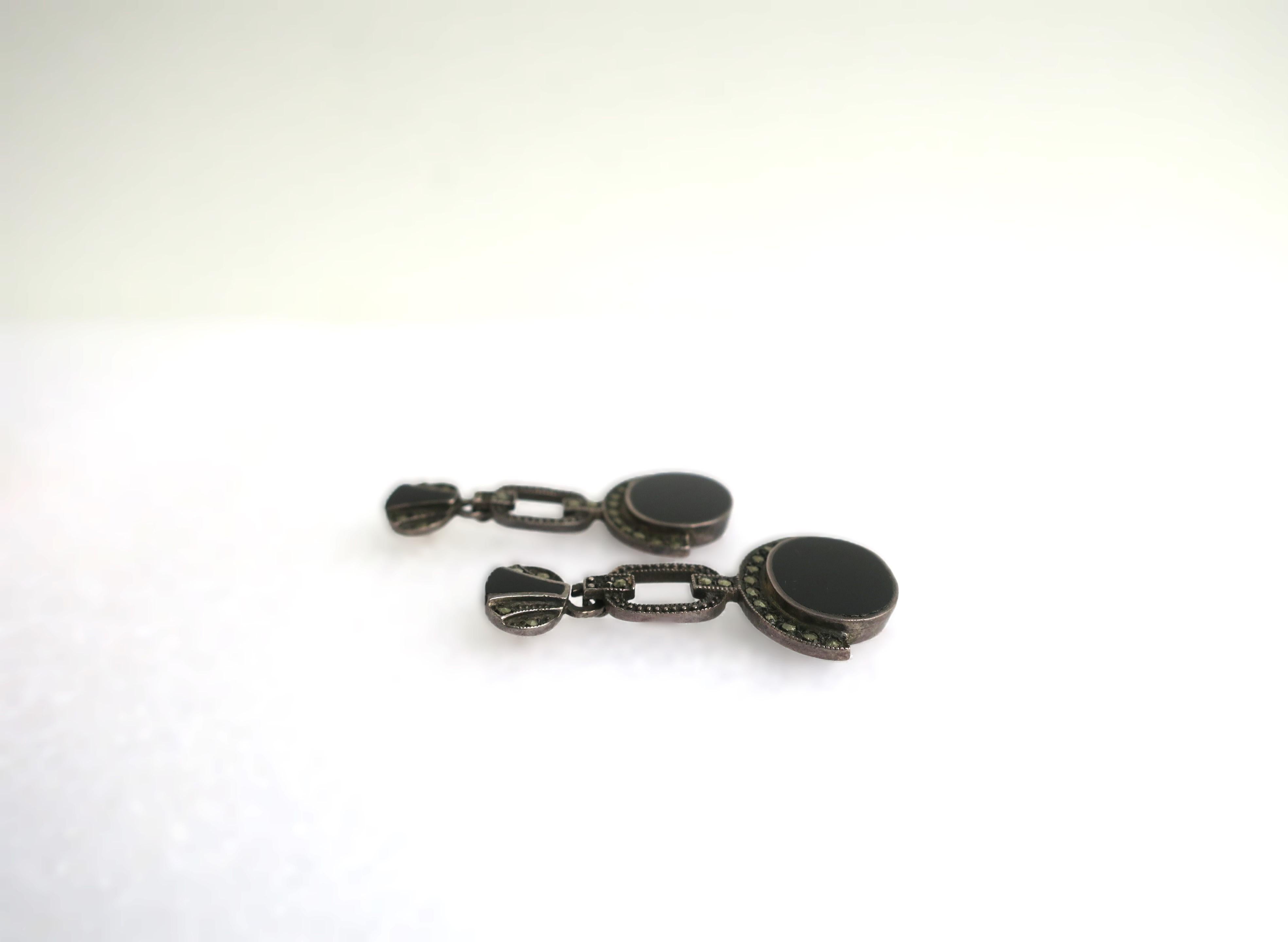 Art Deco Schwarzer Onyx Sterling Silber Ohrringe, Paar (Ovalschliff) im Angebot
