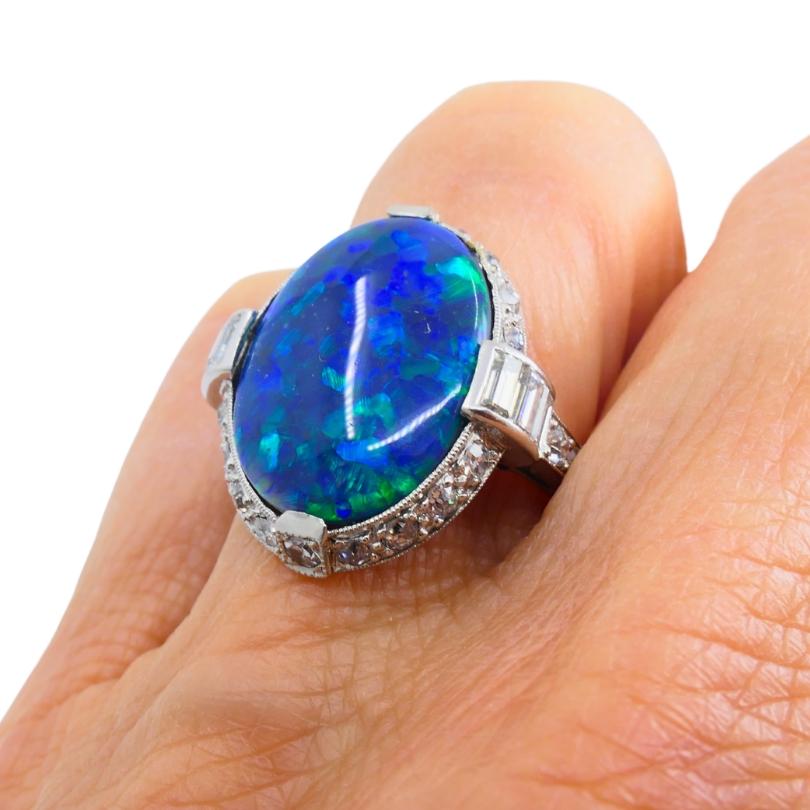 Art Deco Black Opal Ring Platinum Diamond Estate Jewelry In Good Condition For Sale In Beverly Hills, CA