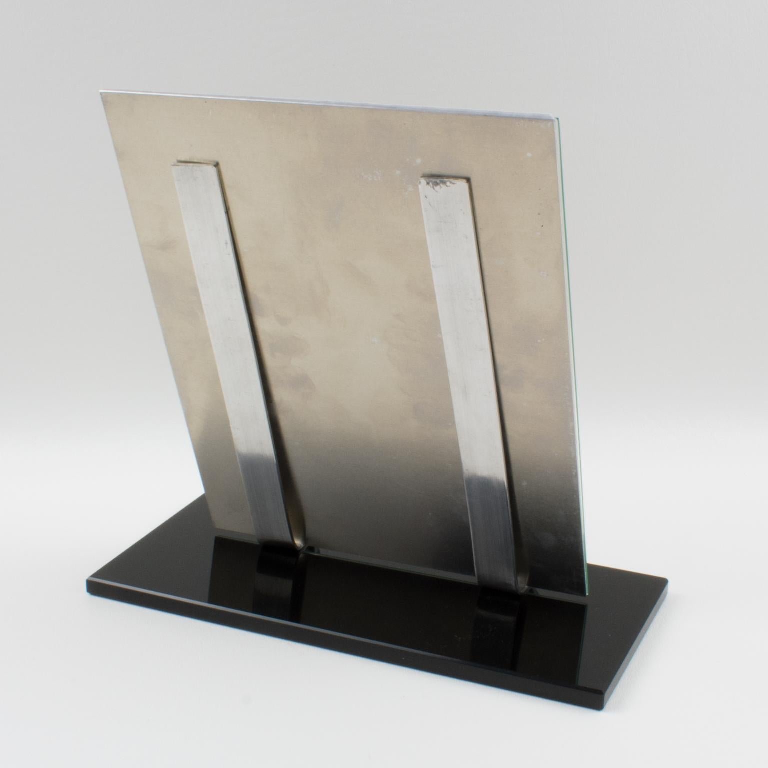 Marco Art Decó de cristal opalino negro y aluminio, años 30 mediados del siglo XX en venta
