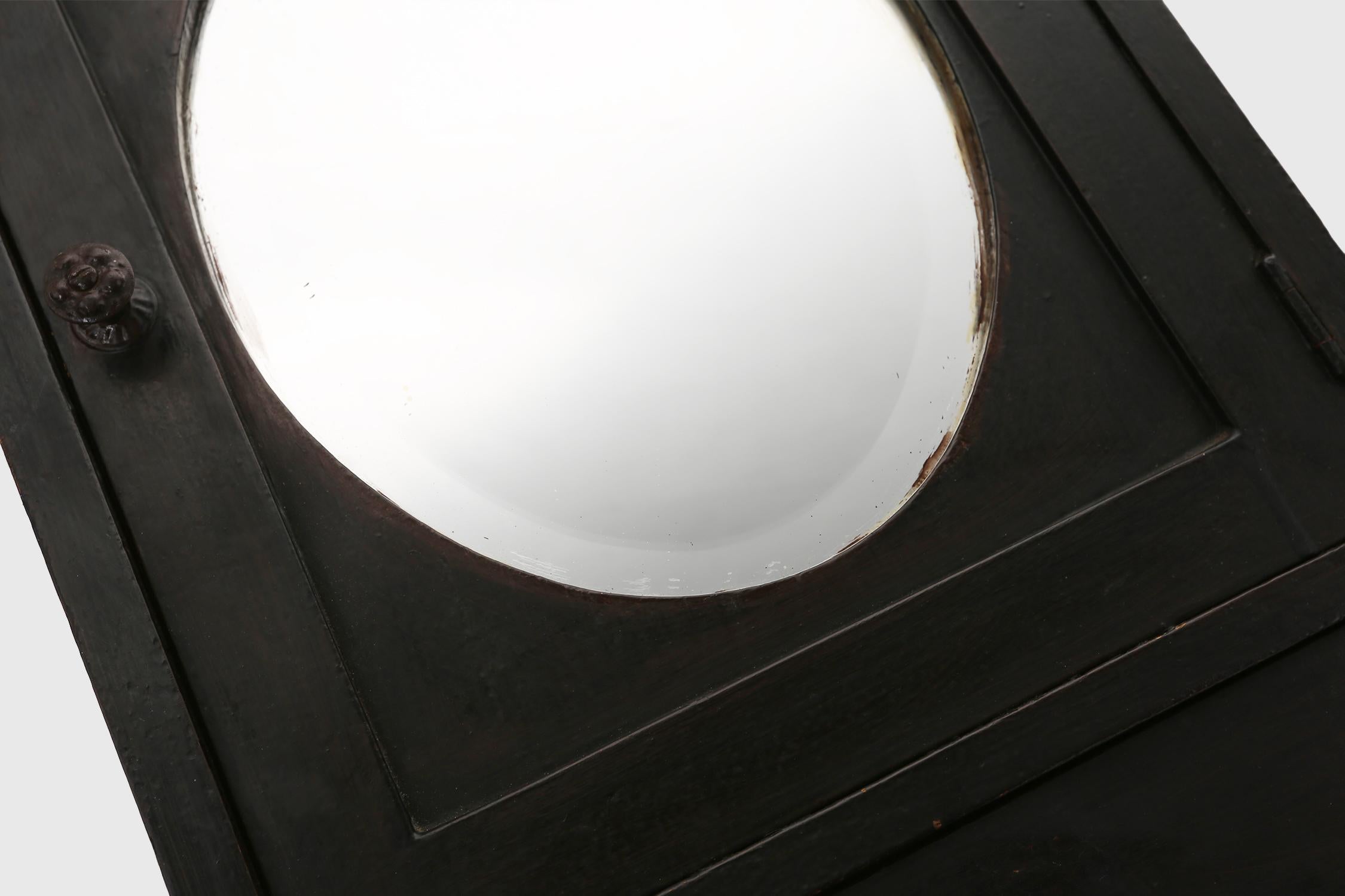 Art Deco black shaving cabinet with mirror and drawer, France 1930s In Good Condition In Meulebeke, BE
