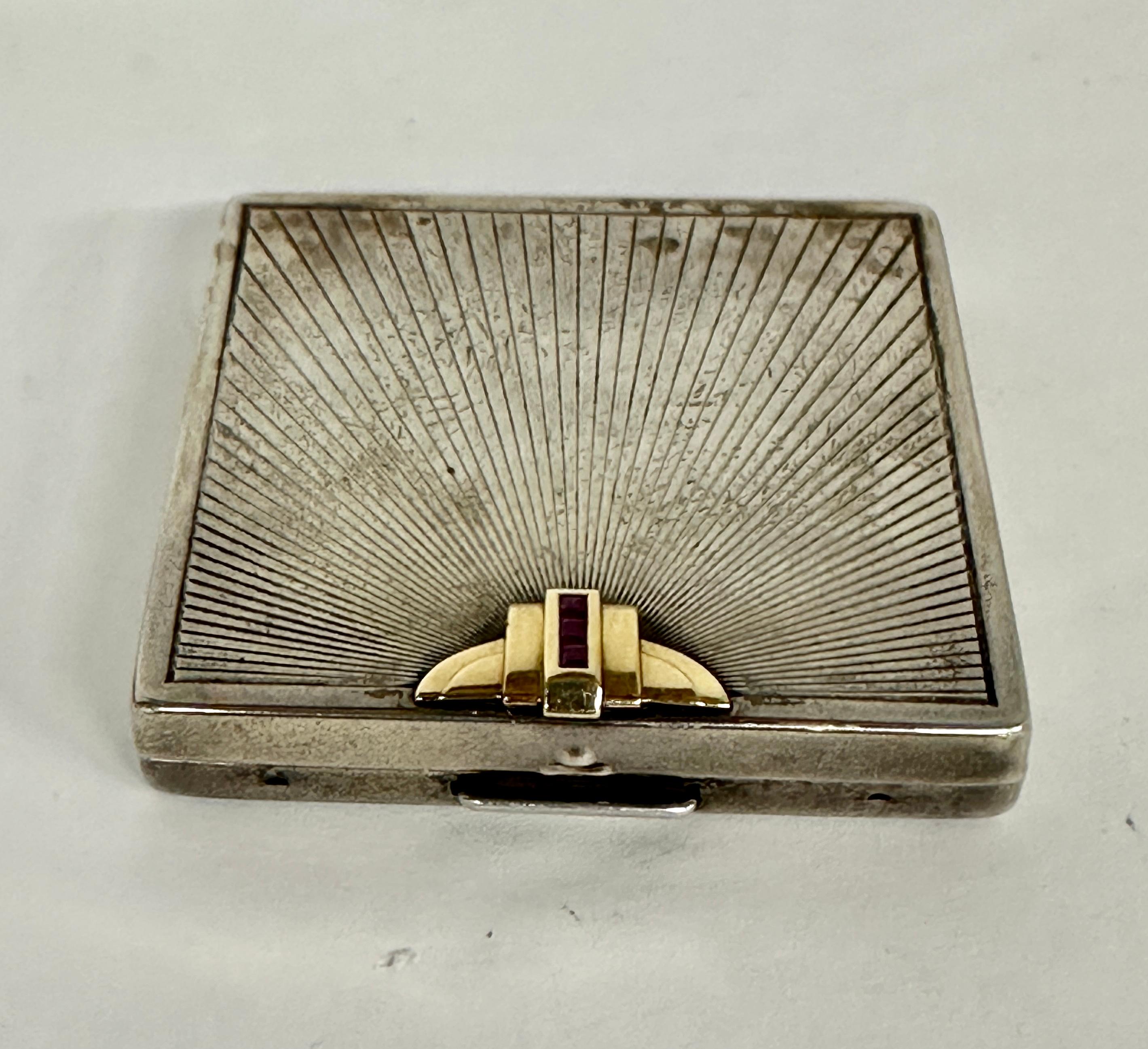 American Art Deco Black Starr and Gorham Sterling Silver and 14k Gold Compact For Sale