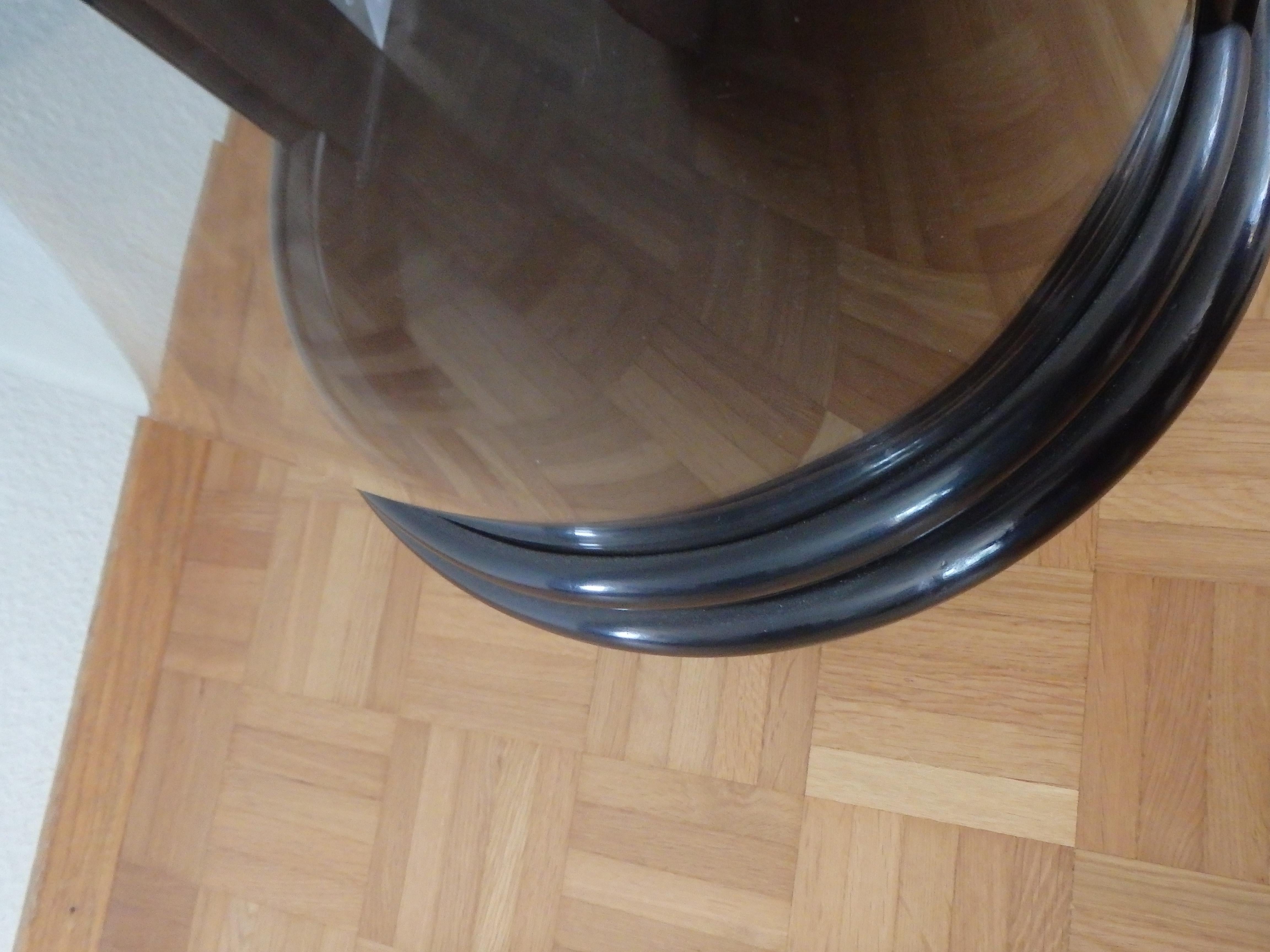 Schwarze Vitrine oder niedriges Karton im Art déco-Stil mit Glasplatte an den Rändern im Angebot 8
