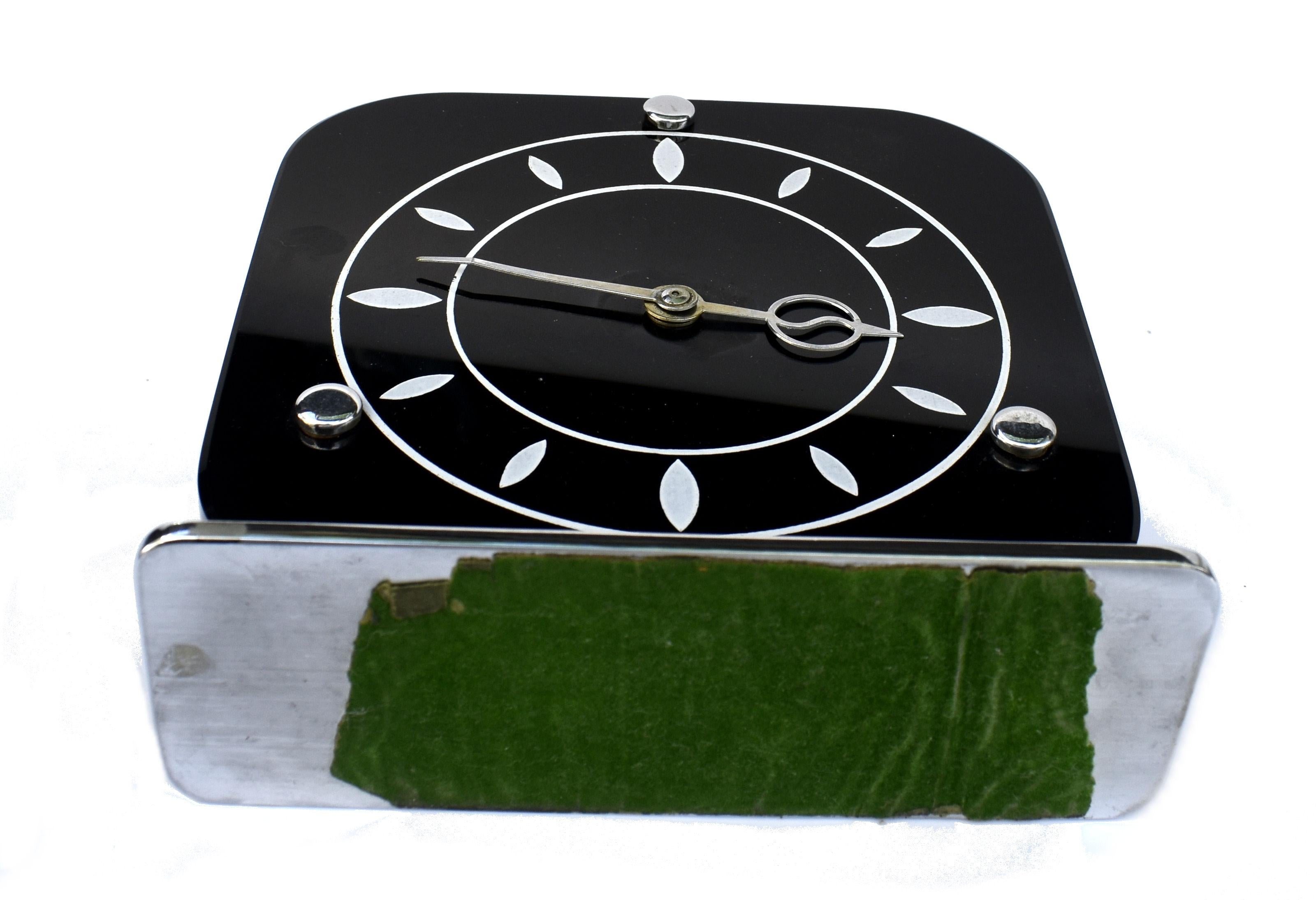 Art Deco Black Vitrolite & Chrome Mantle Clock, English, c1930 For Sale 2