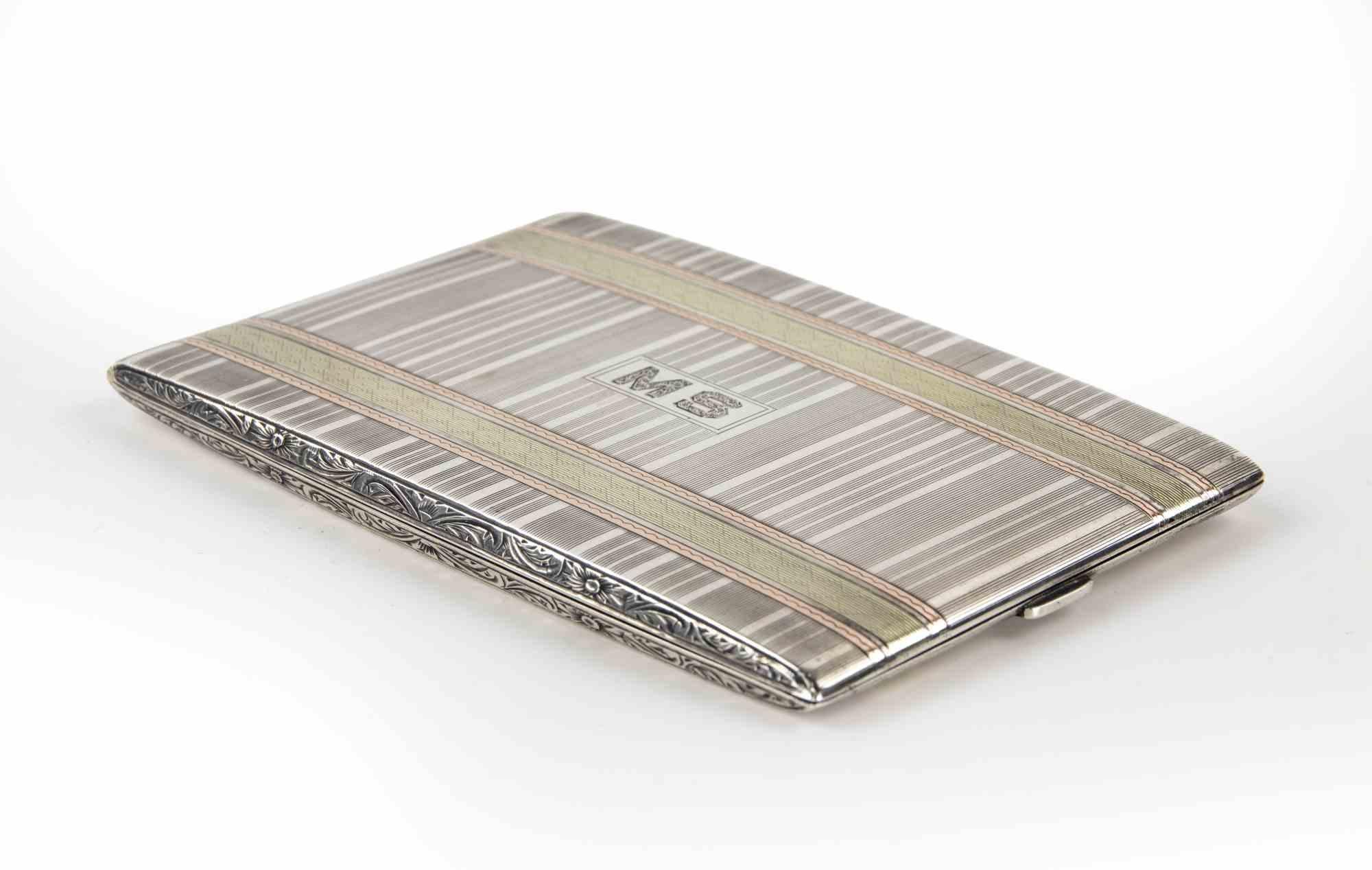 Vintage Bliss sterling silver Cigarette Case with 14k gold inlays.

Very good condition.