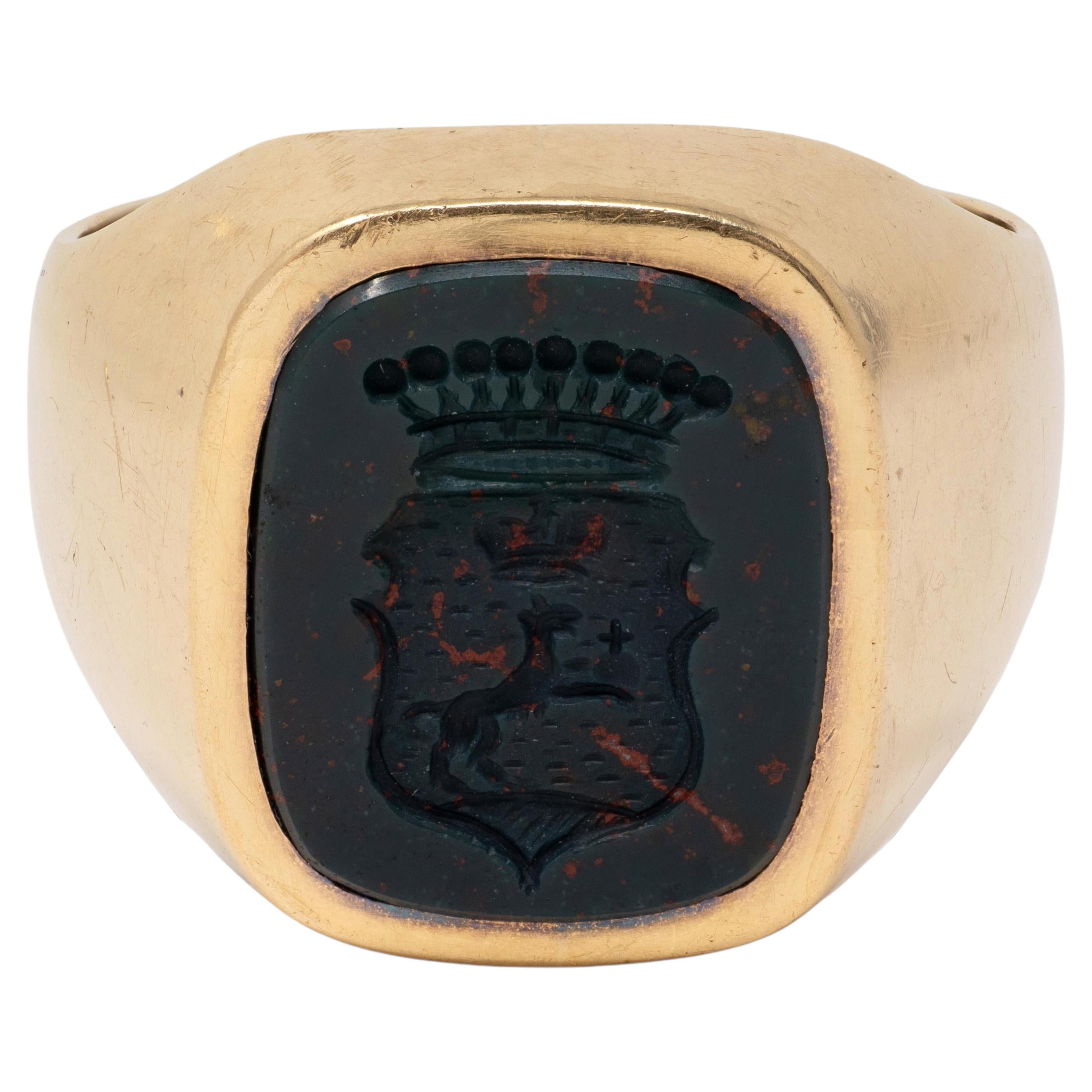 Art-déco-Siegelring aus 14-karätigem Gelbgold mit Blutstein und antikem Wappen-Intaglio