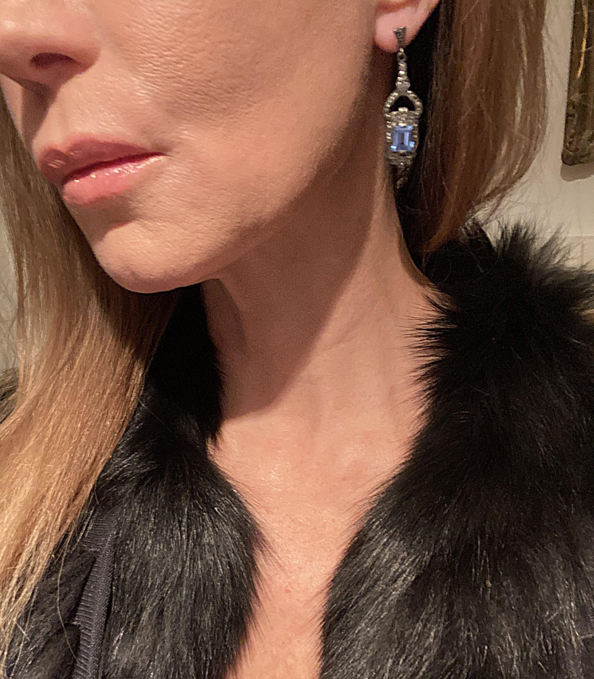 Art Deco Blue Aquamarine Sterling Silver Drop Earrings In Excellent Condition For Sale In New York, NY