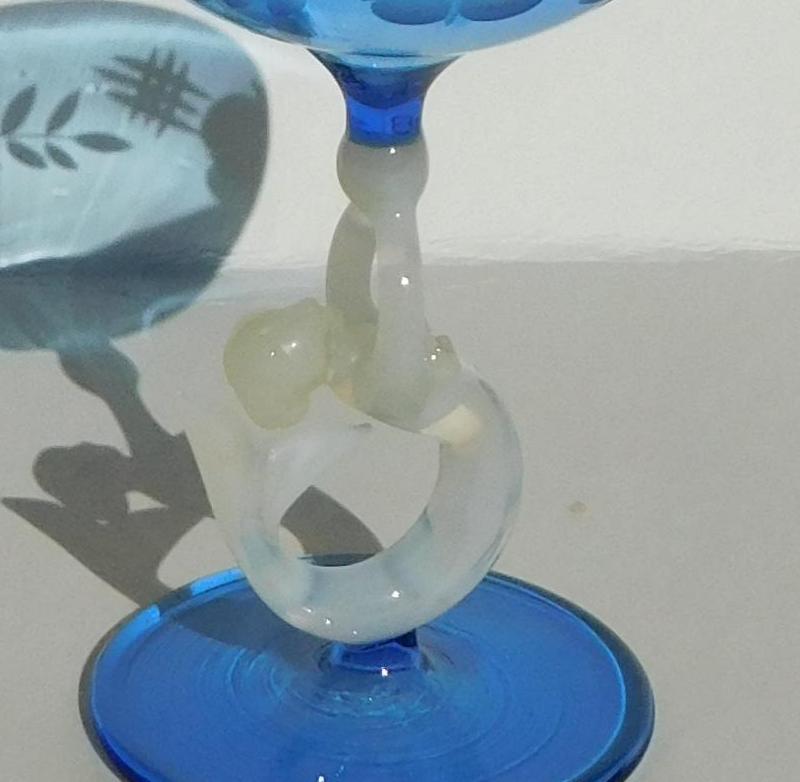 Juego de decantador de sirena Art Déco de cristal Bimini Glass azul austriaco con 8 copas en Excelente estado para la venta en Phoenix, AZ