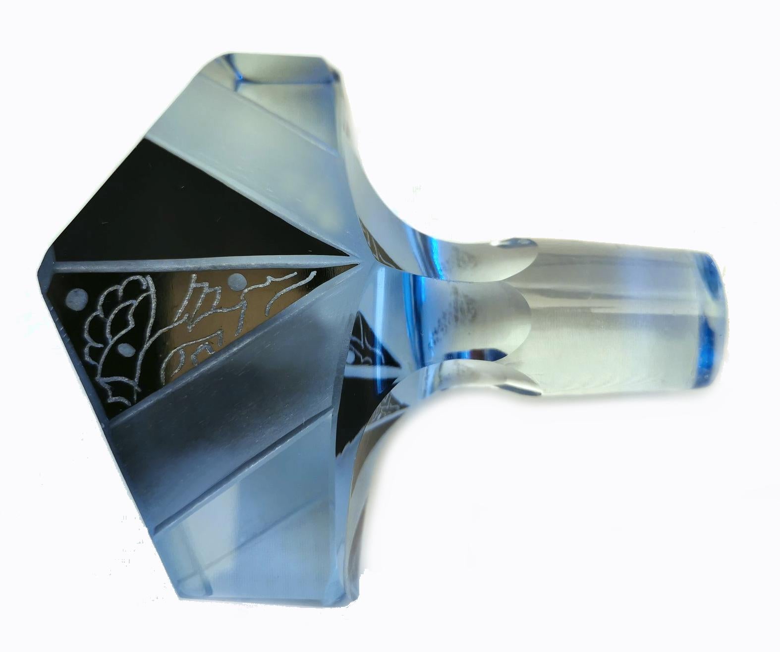 20ième siècle Ensemble de carafes en verre Art Déco bleu & émaillé noir en vente