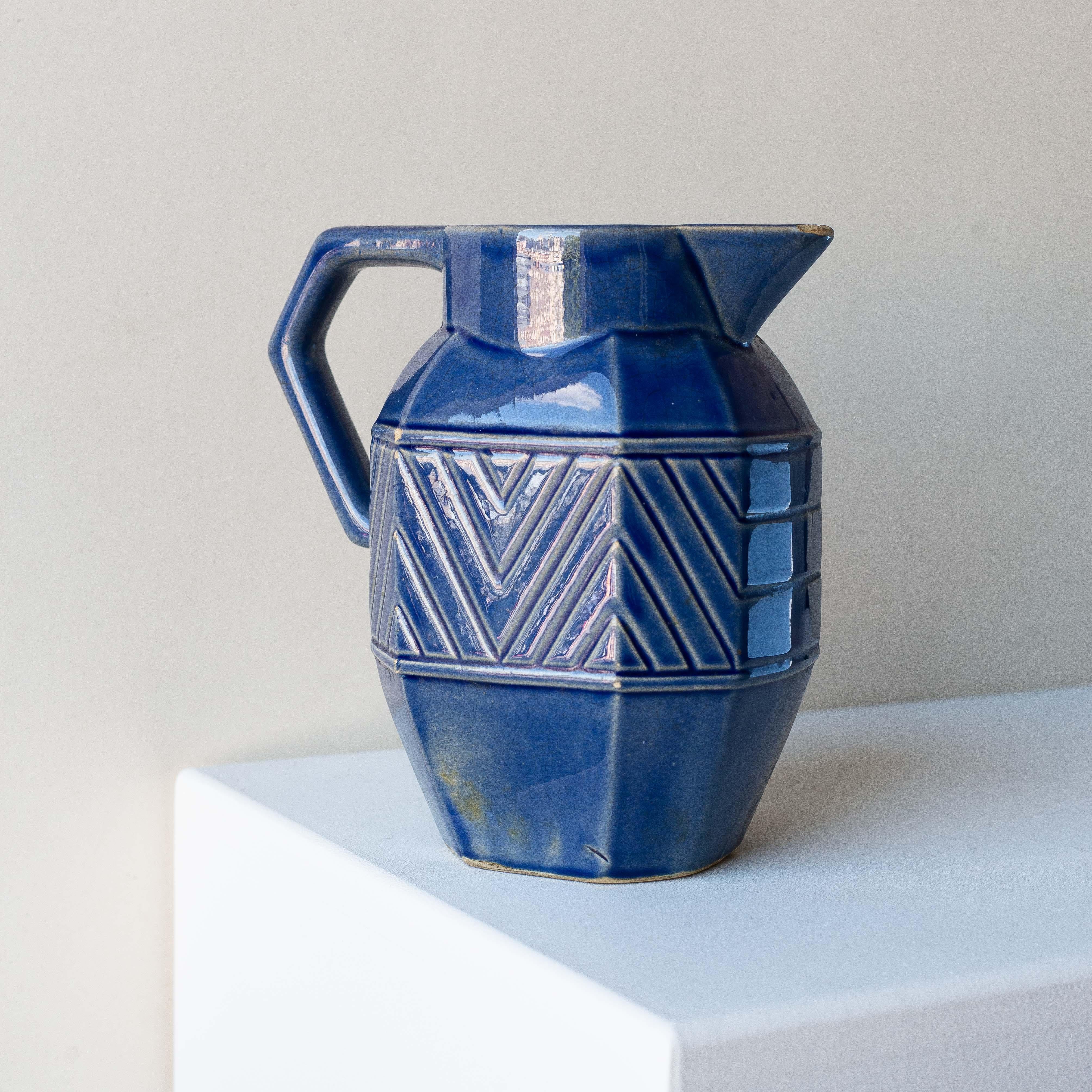 Jarra de cerámica azul Art Déco, Francia Años 30 Esmalte en venta