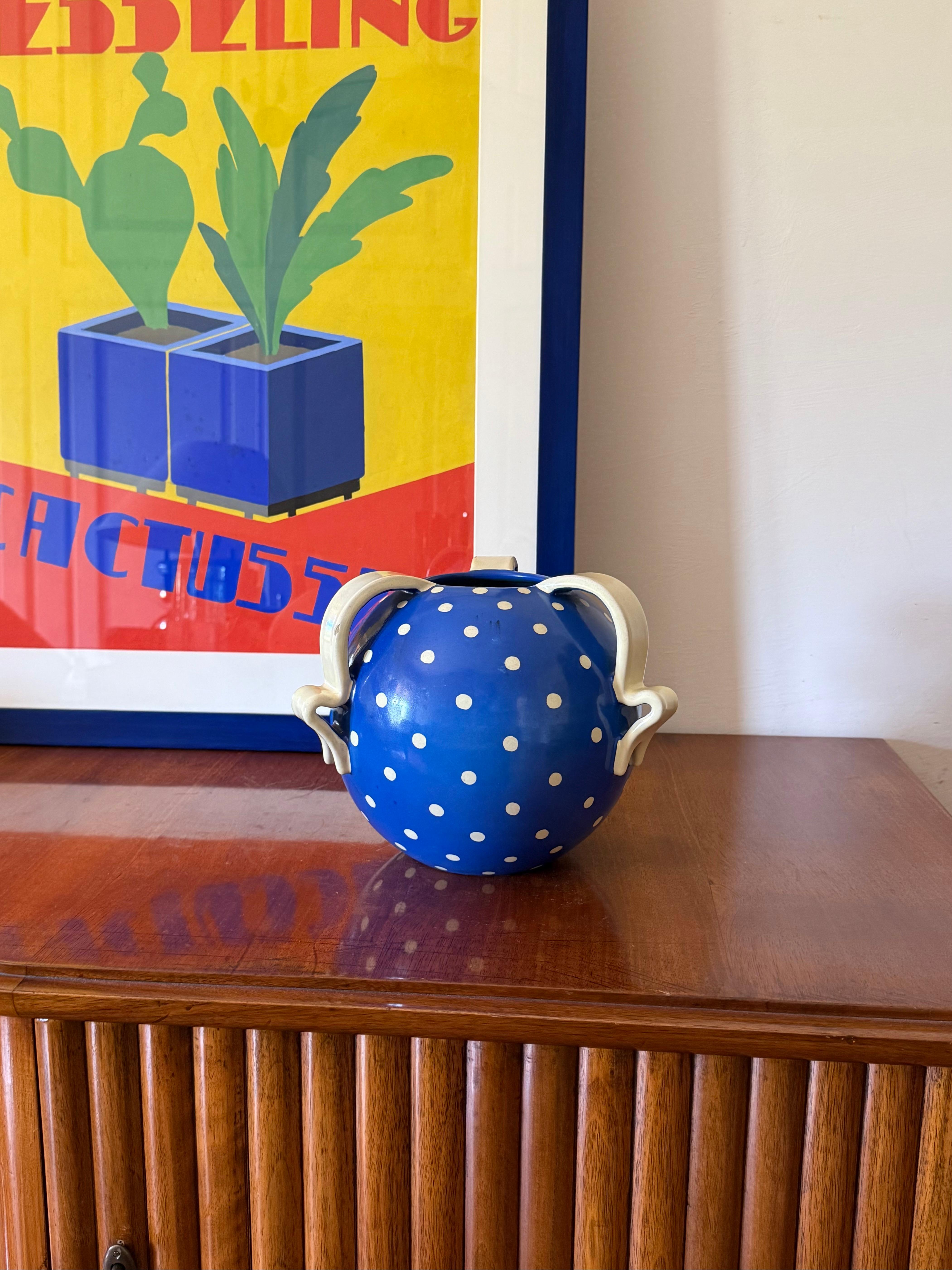 Italian Art Deco blue ceramic vase, Rometti, Umbertide Italy 1930s in vendita