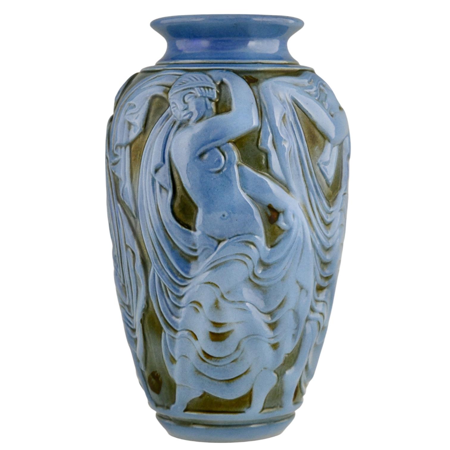 Francese Vaso in ceramica blu Art Déco con ballerine di Mougin Frèresu2028di Georges Condé 1930 in vendita
