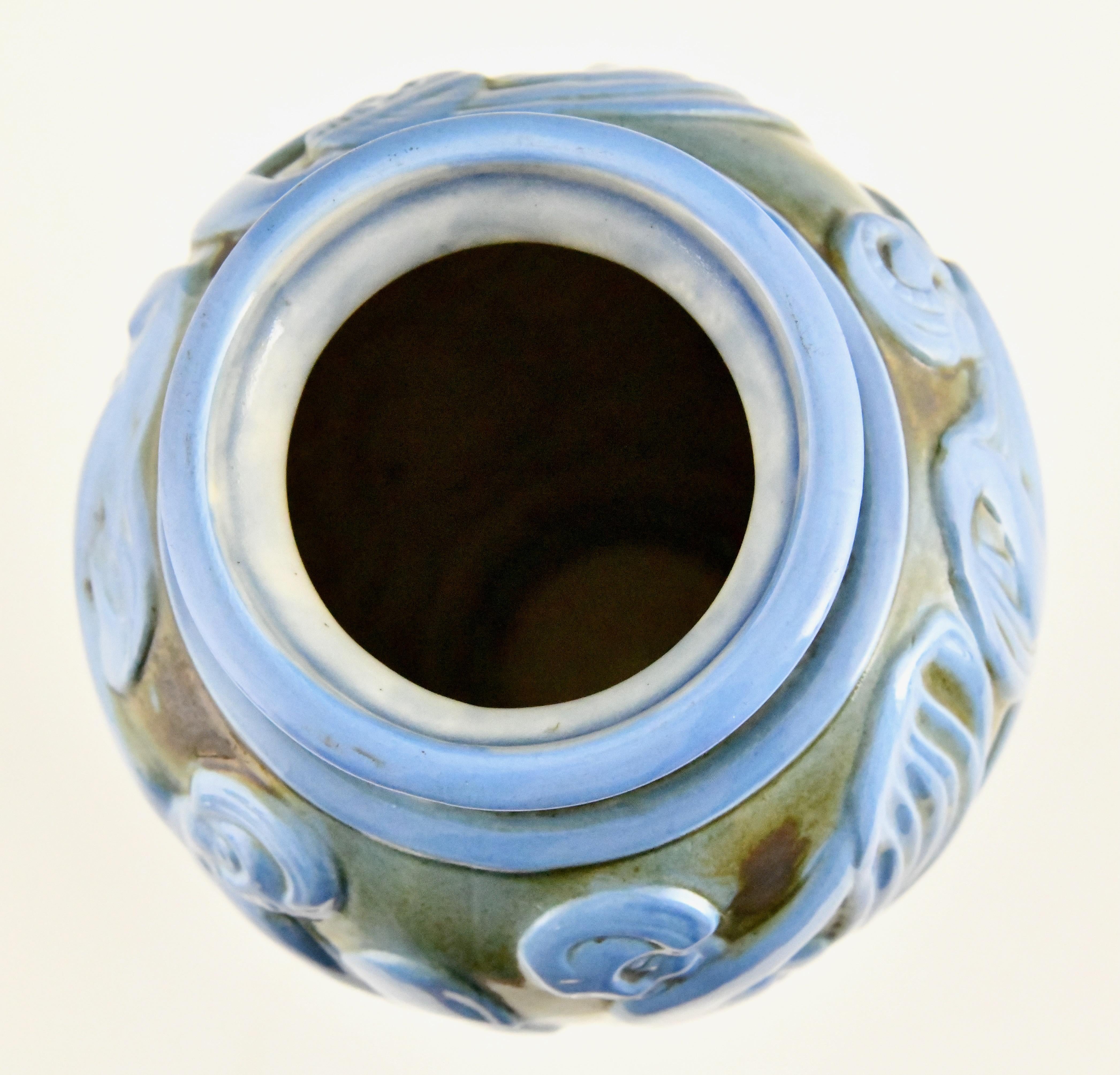 Metà XX secolo Vaso in ceramica blu Art Déco con ballerine di Mougin Frèresu2028di Georges Condé 1930 in vendita