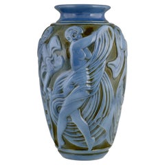 Jarrón Art Déco de cerámica azul con bailarinas de Mougin Frèresu2028por Georges Condé 1930
