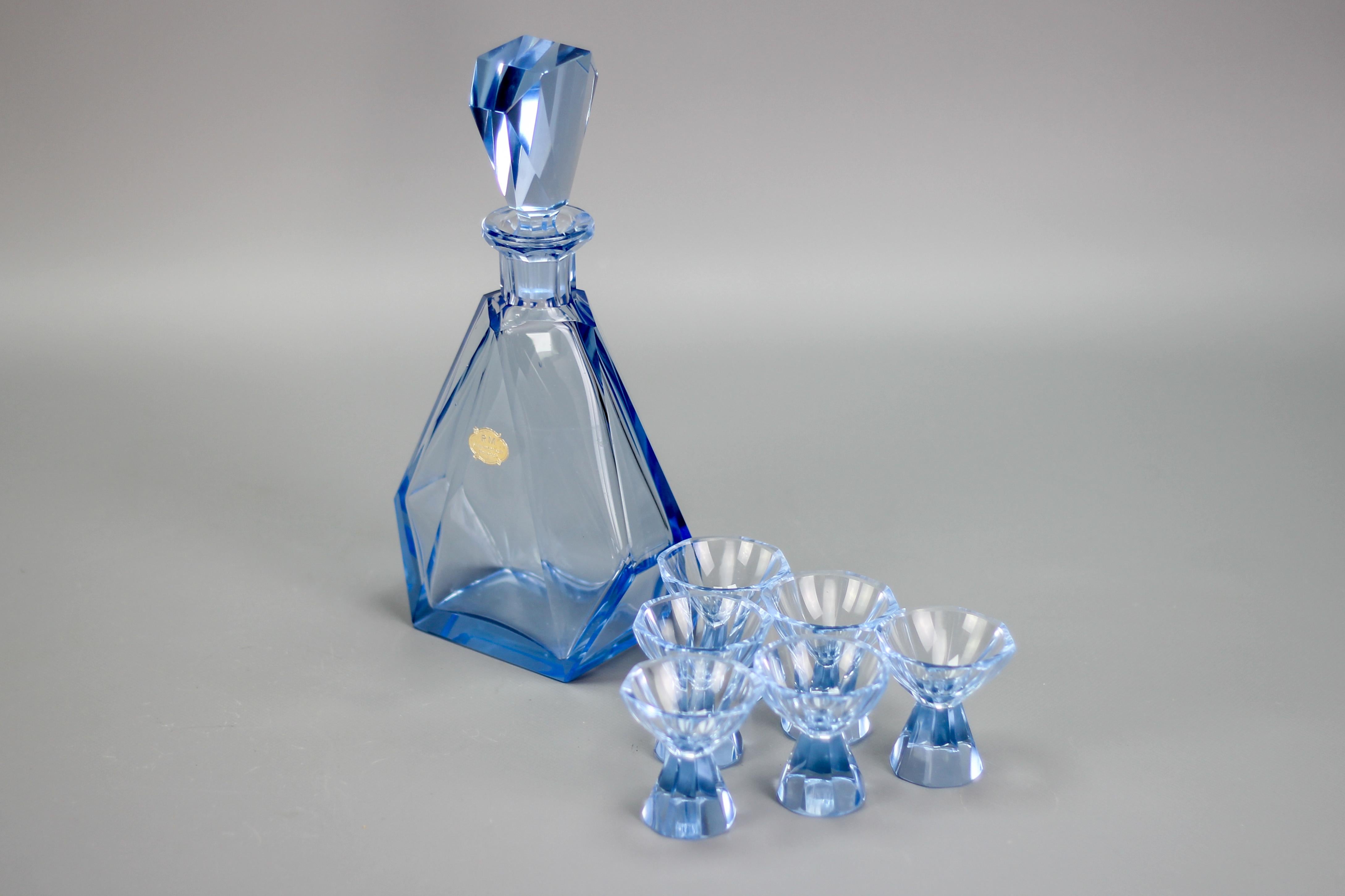 Art Deco Blue Color Bohemian Glass Decanter and 6 Glasses Set, 1930s For Sale 3