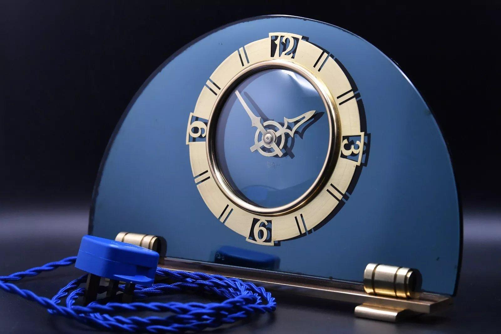 Electric Mantle-Uhr aus blauem Glas und Messing im Art déco-Stil, von Smiths, um 1930 (Englisch) im Angebot