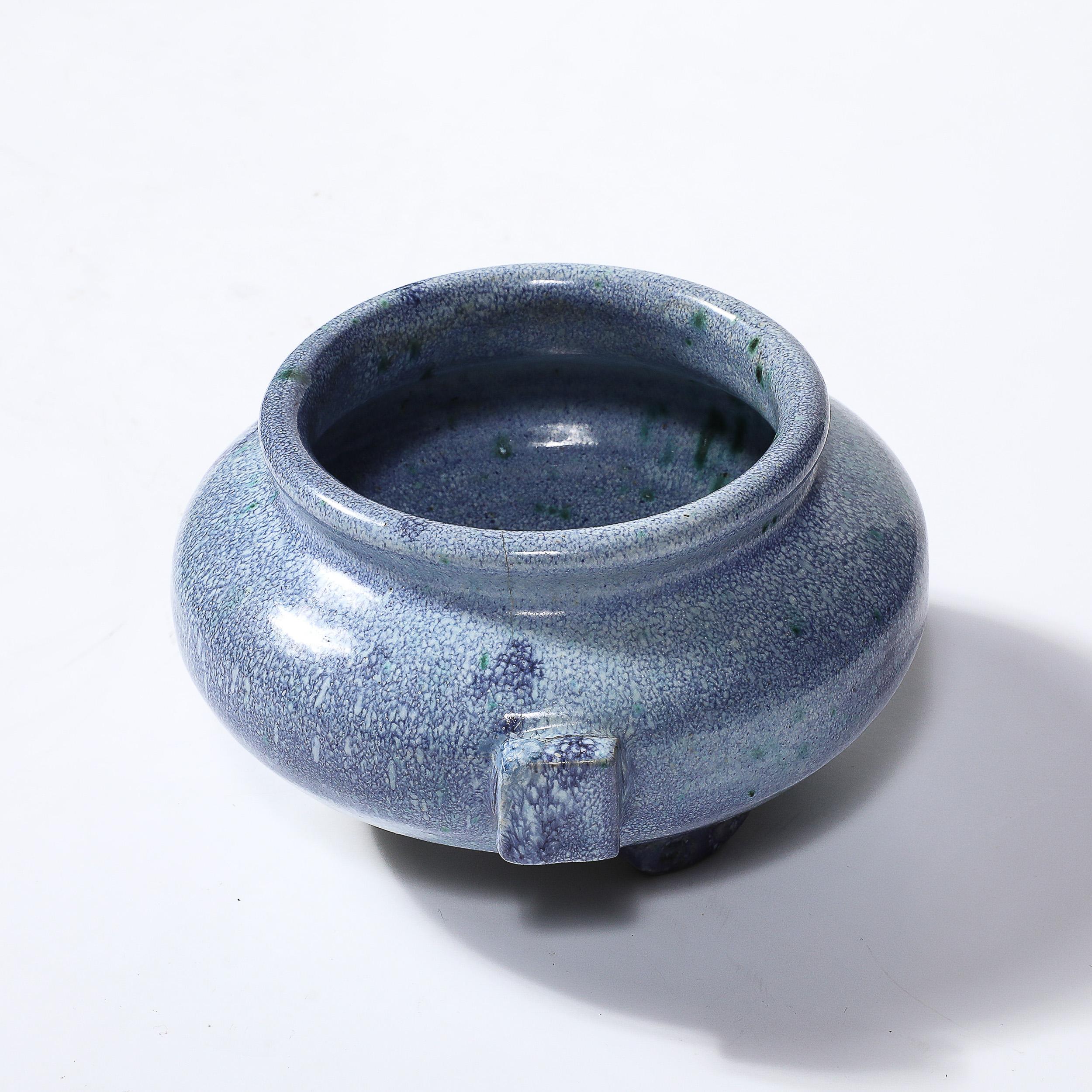 Vaso in ceramica smaltata blu Art Déco di Reginald Wells per Soon by Coldrum in vendita 5