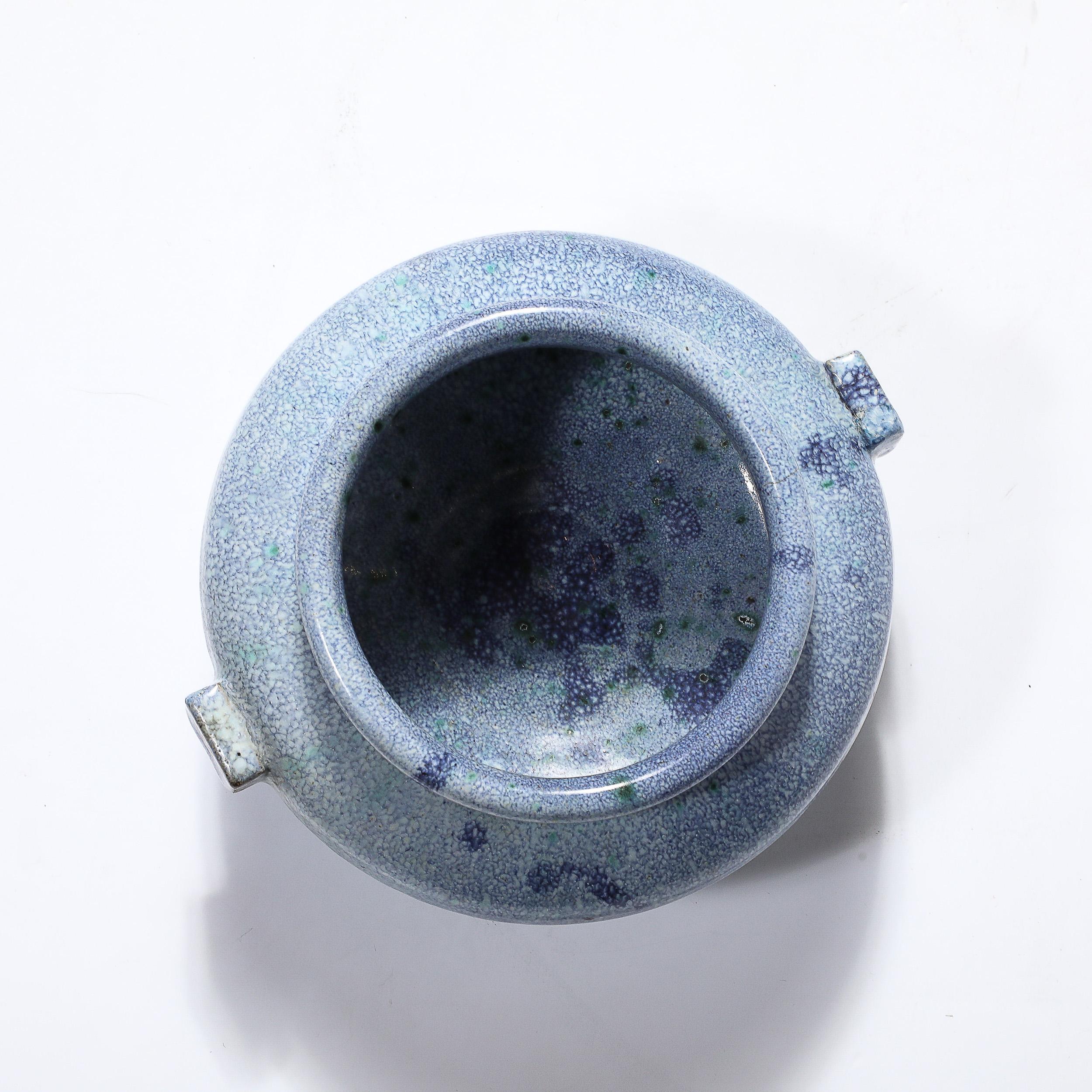 Vaso in ceramica smaltata blu Art Déco di Reginald Wells per Soon by Coldrum in vendita 9