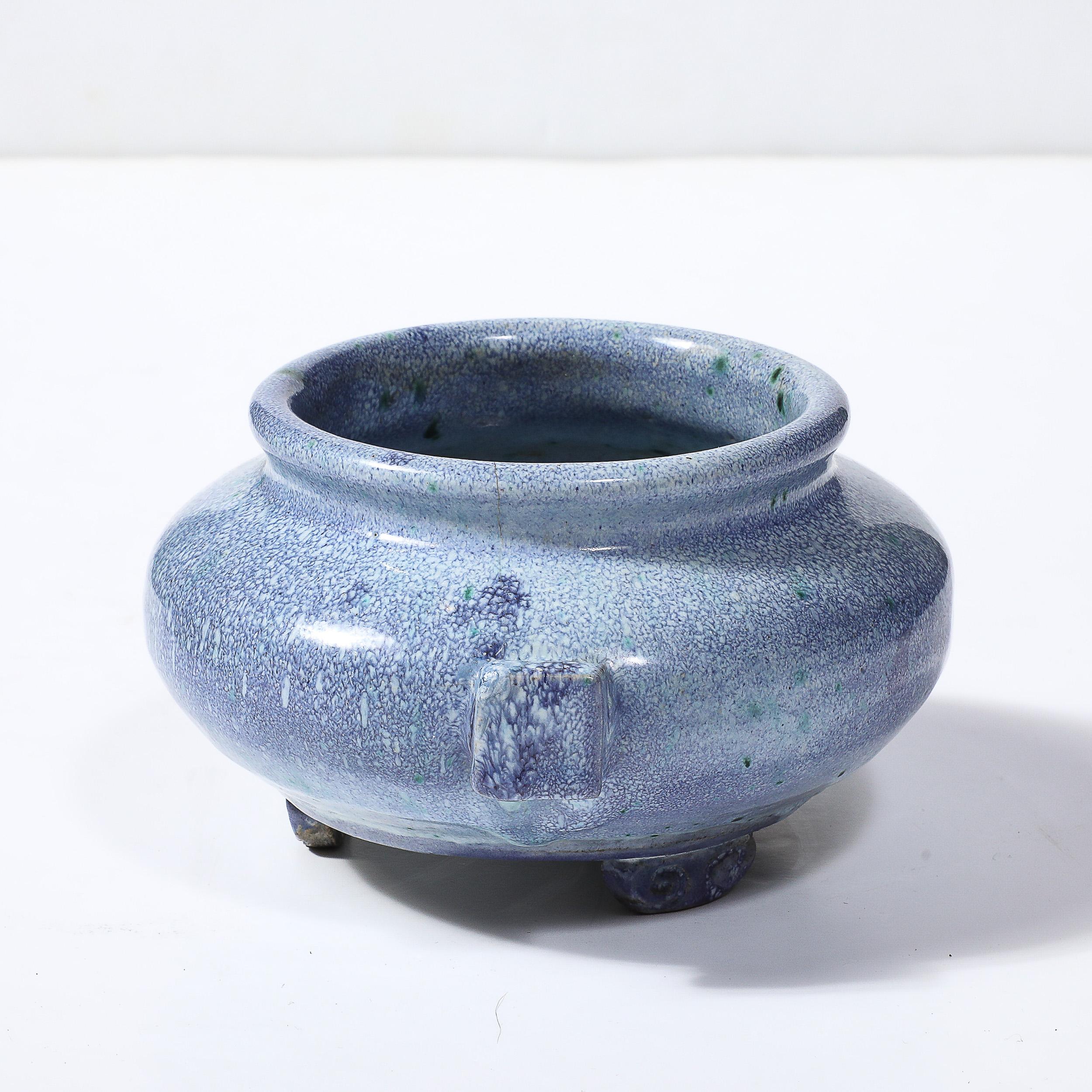 Vaso in ceramica smaltata blu Art Déco di Reginald Wells per Soon by Coldrum In condizioni ottime in vendita a New York, NY