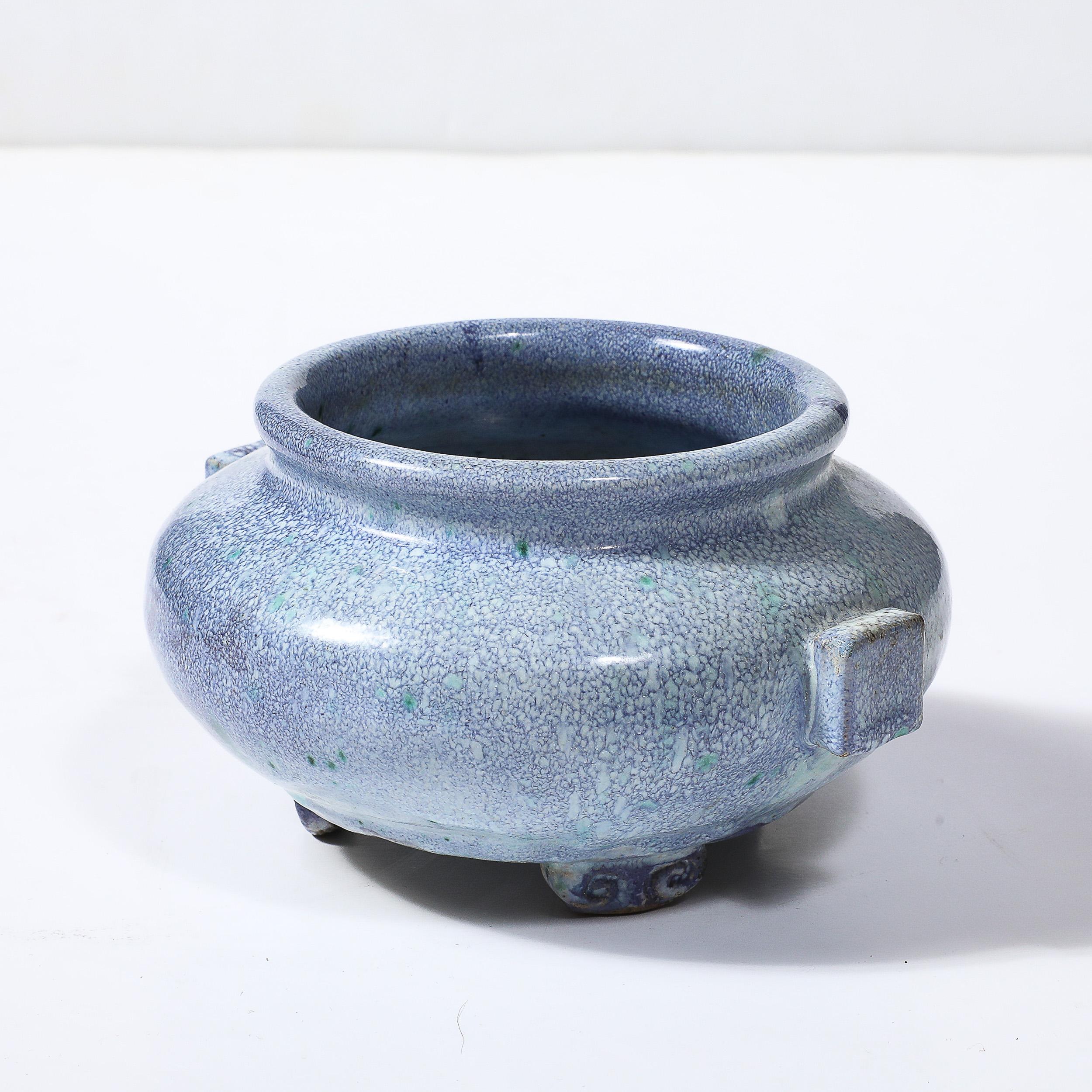 Vaso in ceramica smaltata blu Art Déco di Reginald Wells per Soon by Coldrum in vendita 1