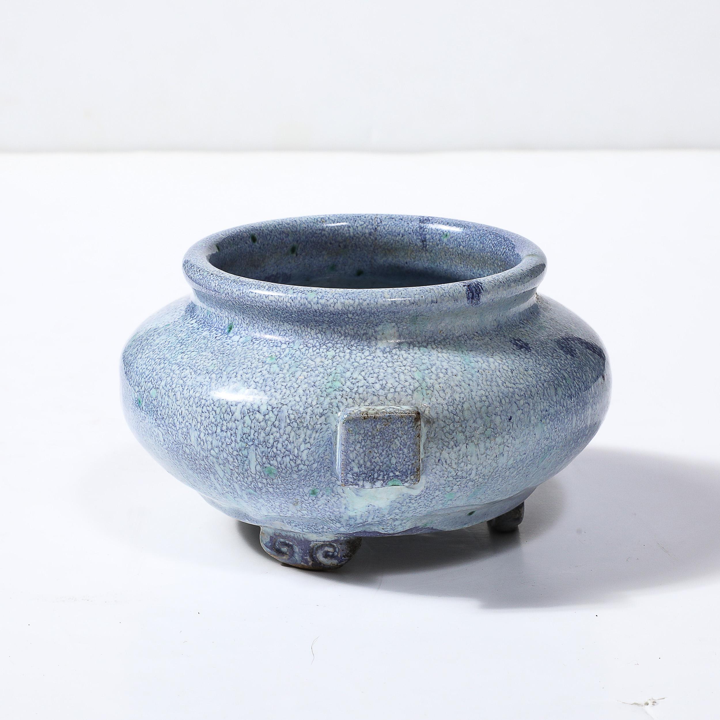 Vaso in ceramica smaltata blu Art Déco di Reginald Wells per Soon by Coldrum in vendita 2