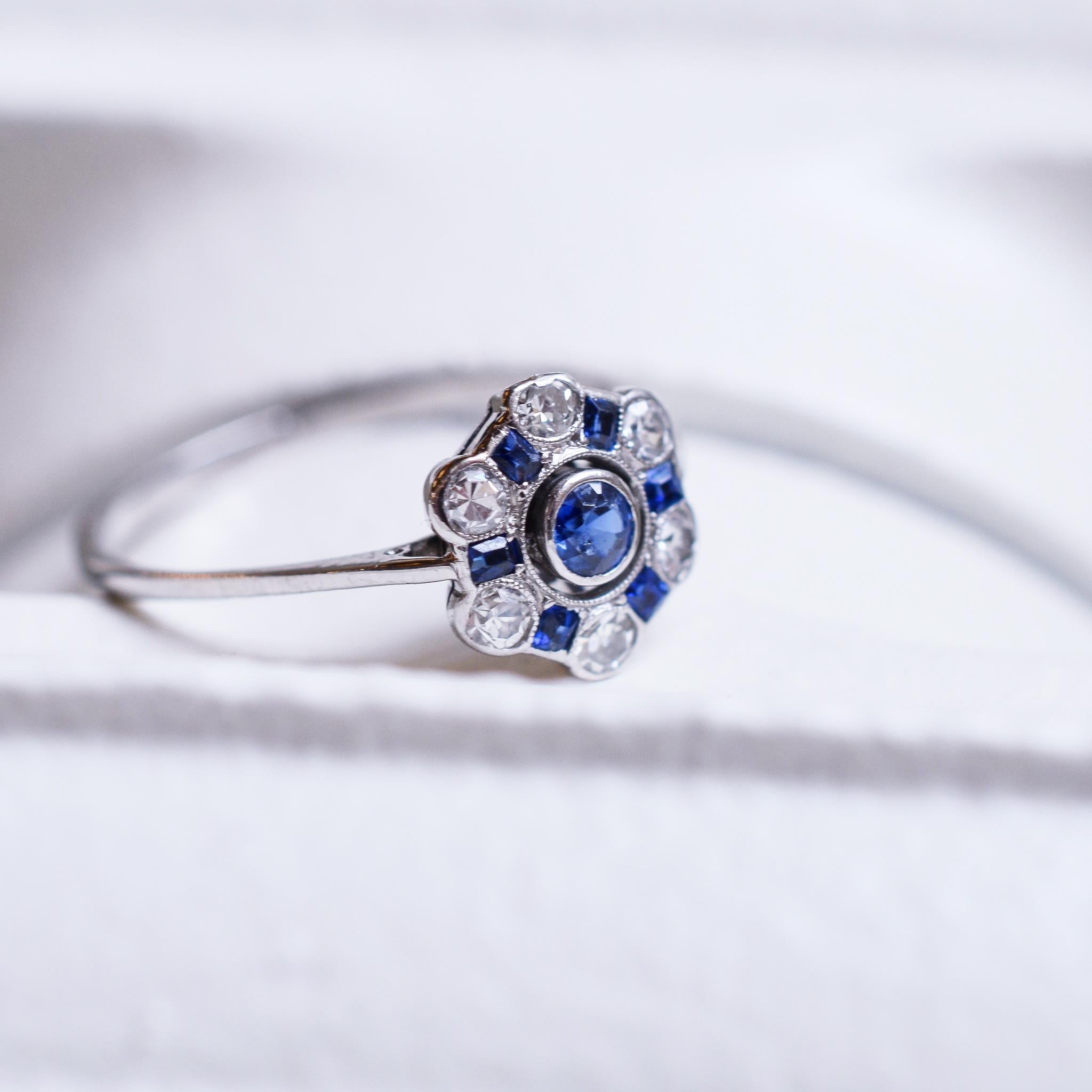 Art Deco Blue Sapphire Diamond Cluster Ring 2