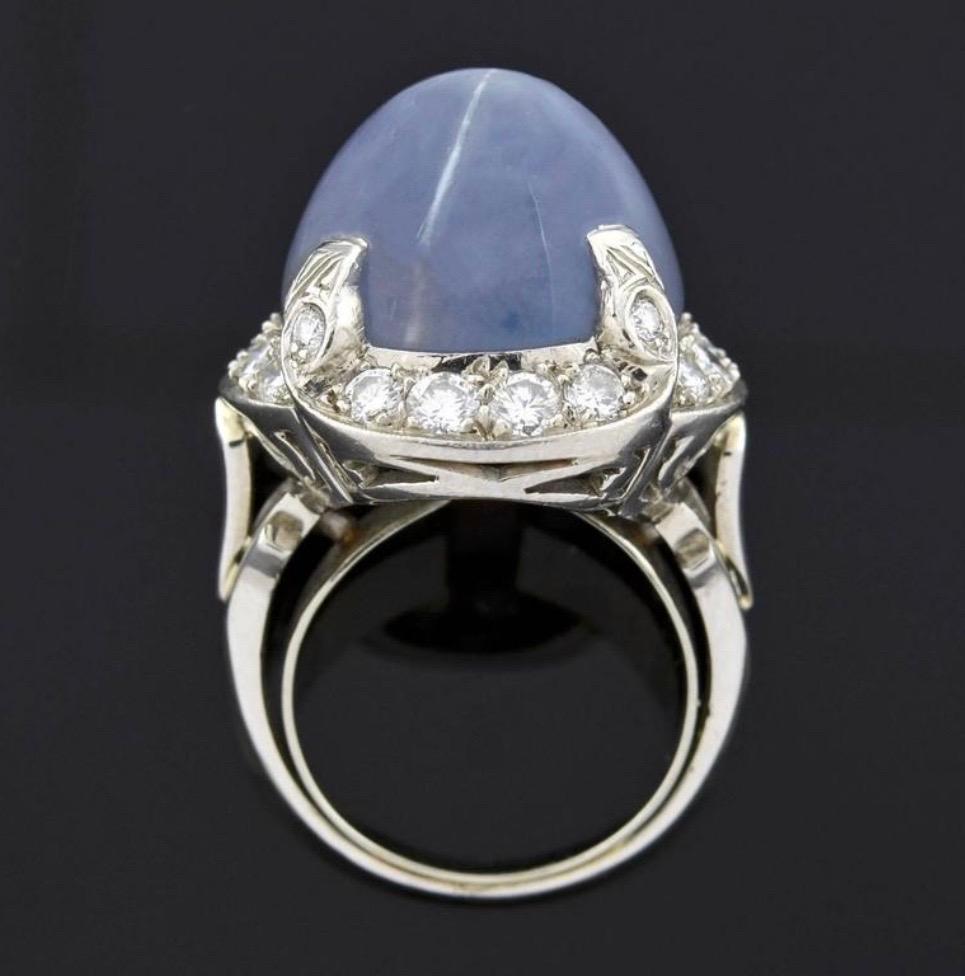 Art Deco Blauer Saphir Stern Ring aus den späten 1930er Jahren 18 Karat Weißgold (Cabochon) im Angebot