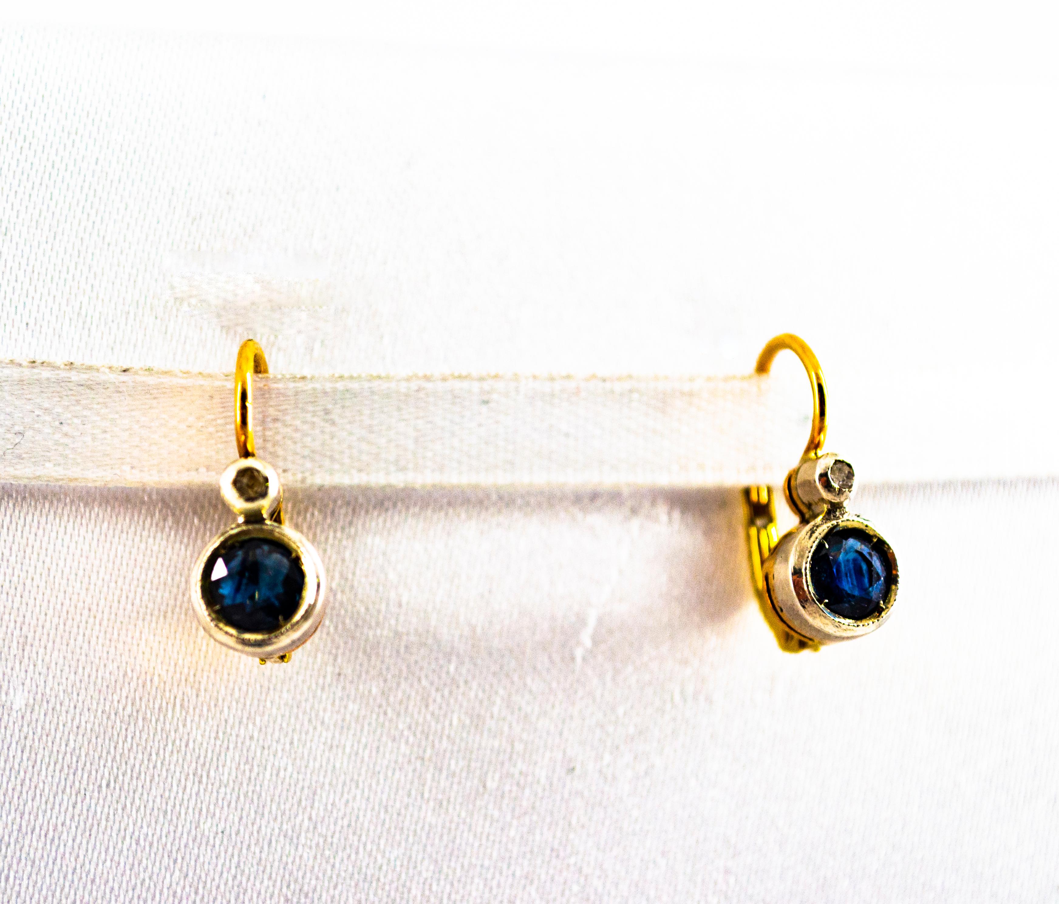 Art Deco Blauer Saphir Weißer Diamant Gelbgold Ohrhänger mit Klappbrisur (Rosenschliff) im Angebot