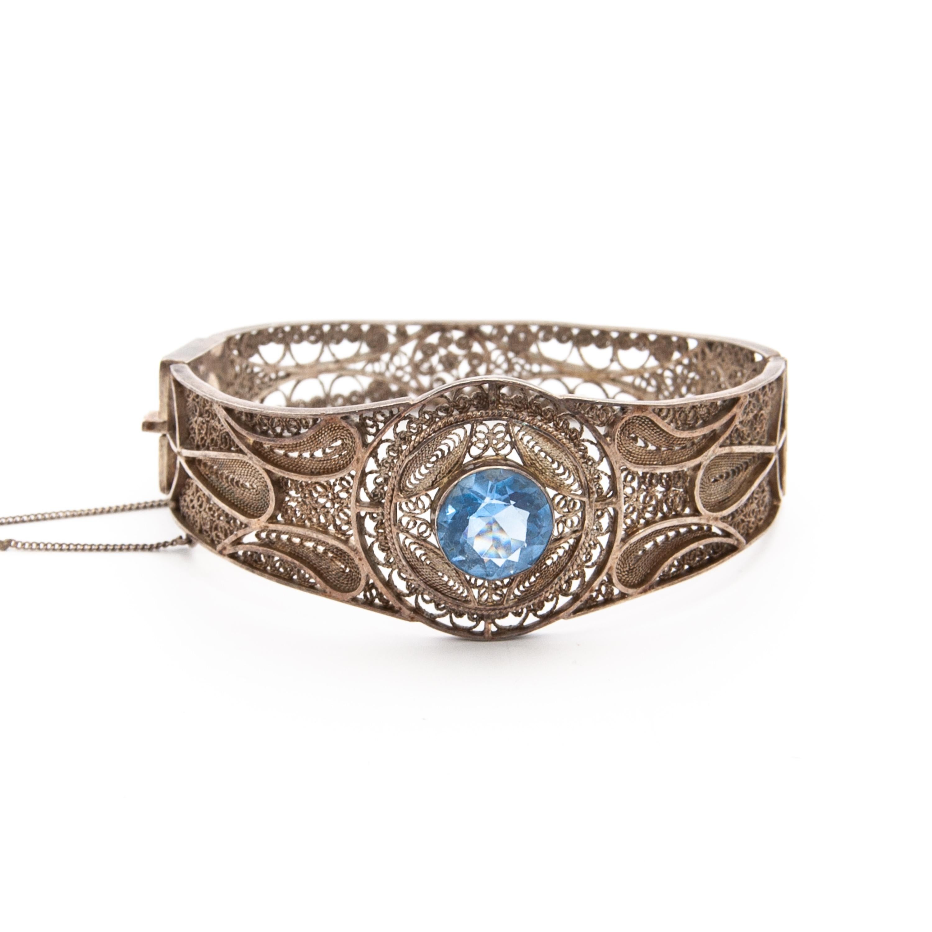 Filigranes Armband mit Scharnier im Jugendstil aus Silber und blauem Stein im Jugendstil (Art nouveau) im Angebot