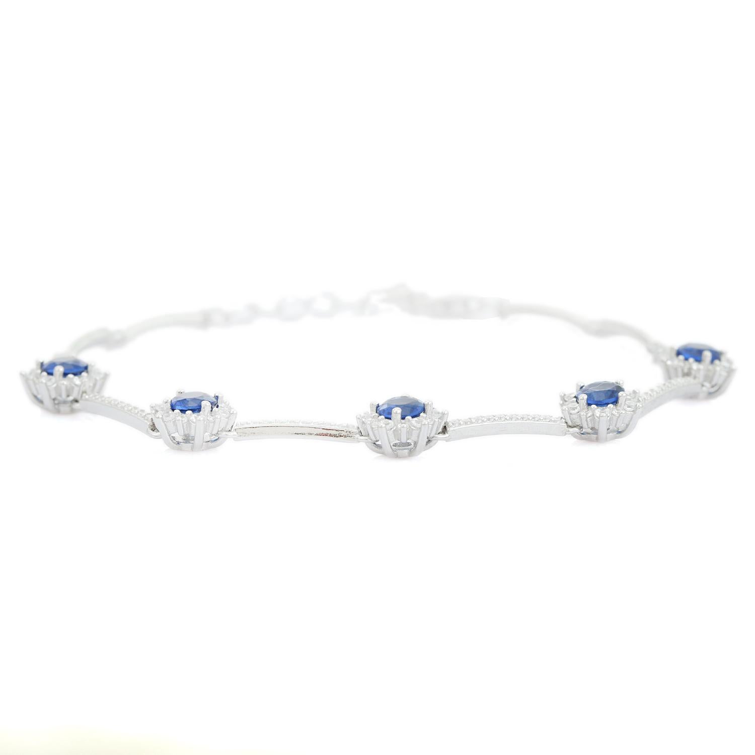 Contemporary Elegance Vivid Blue Zircon Bracelet for Her in 925 Sterling Silver For Sale 2