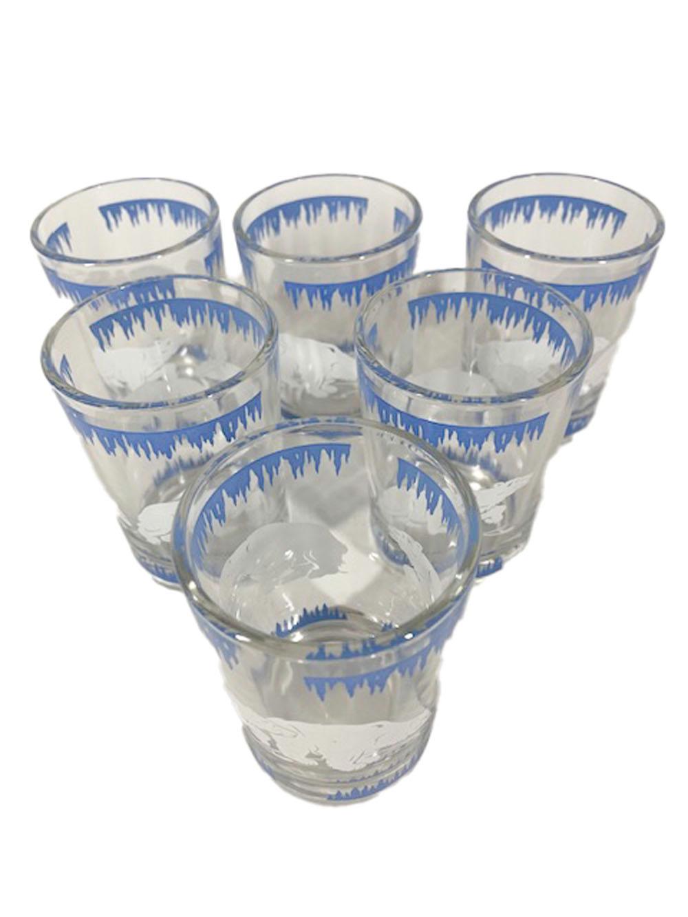 Blau-weißes Art déco-Cocktailshaker-Set mit Polarbären von Hazel Atlas (amerikanisch) im Angebot