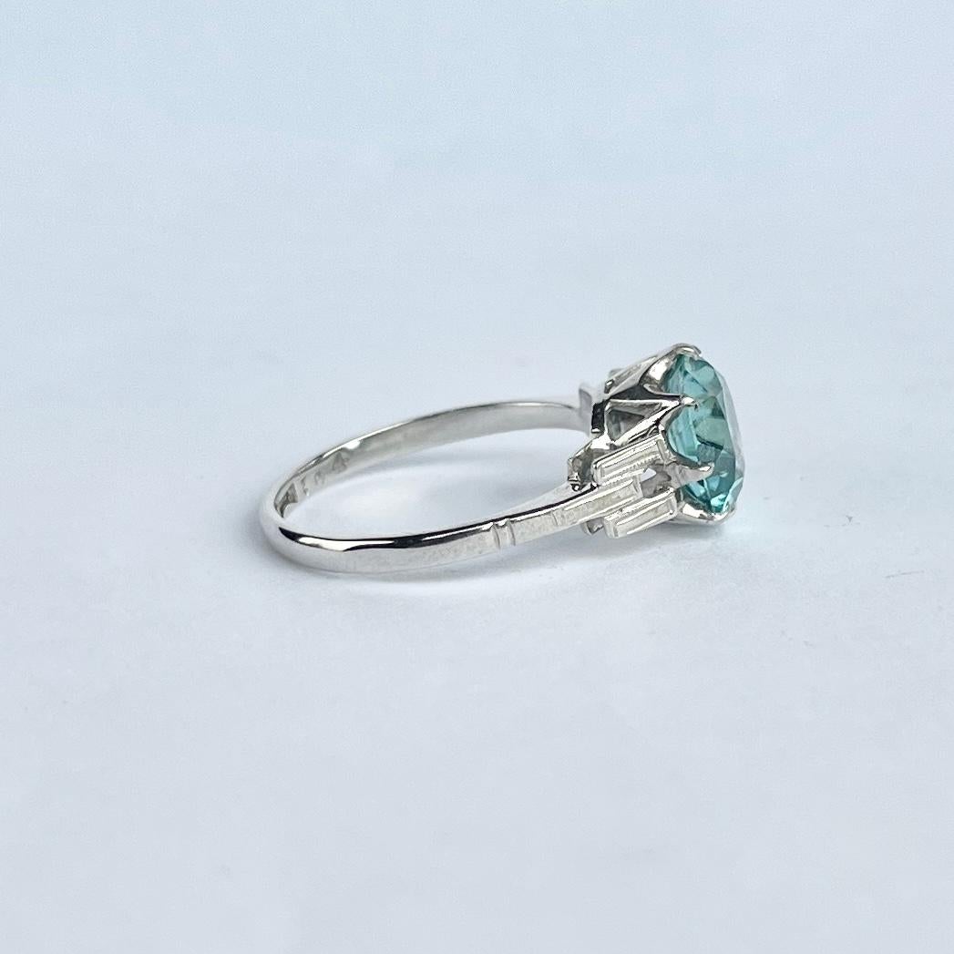 da uomo o donna Anello solitario Art Deco con zircone blu in oro bianco da 18 carati in vendita