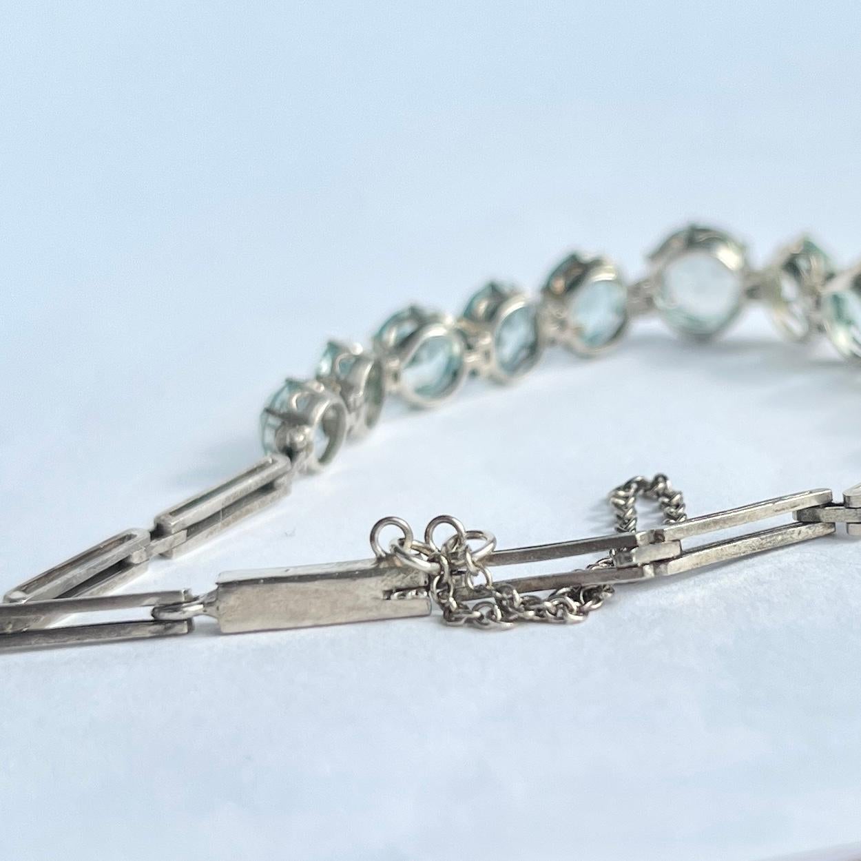 Round Cut Art Deco Blue Zircon and Silver Bracelet