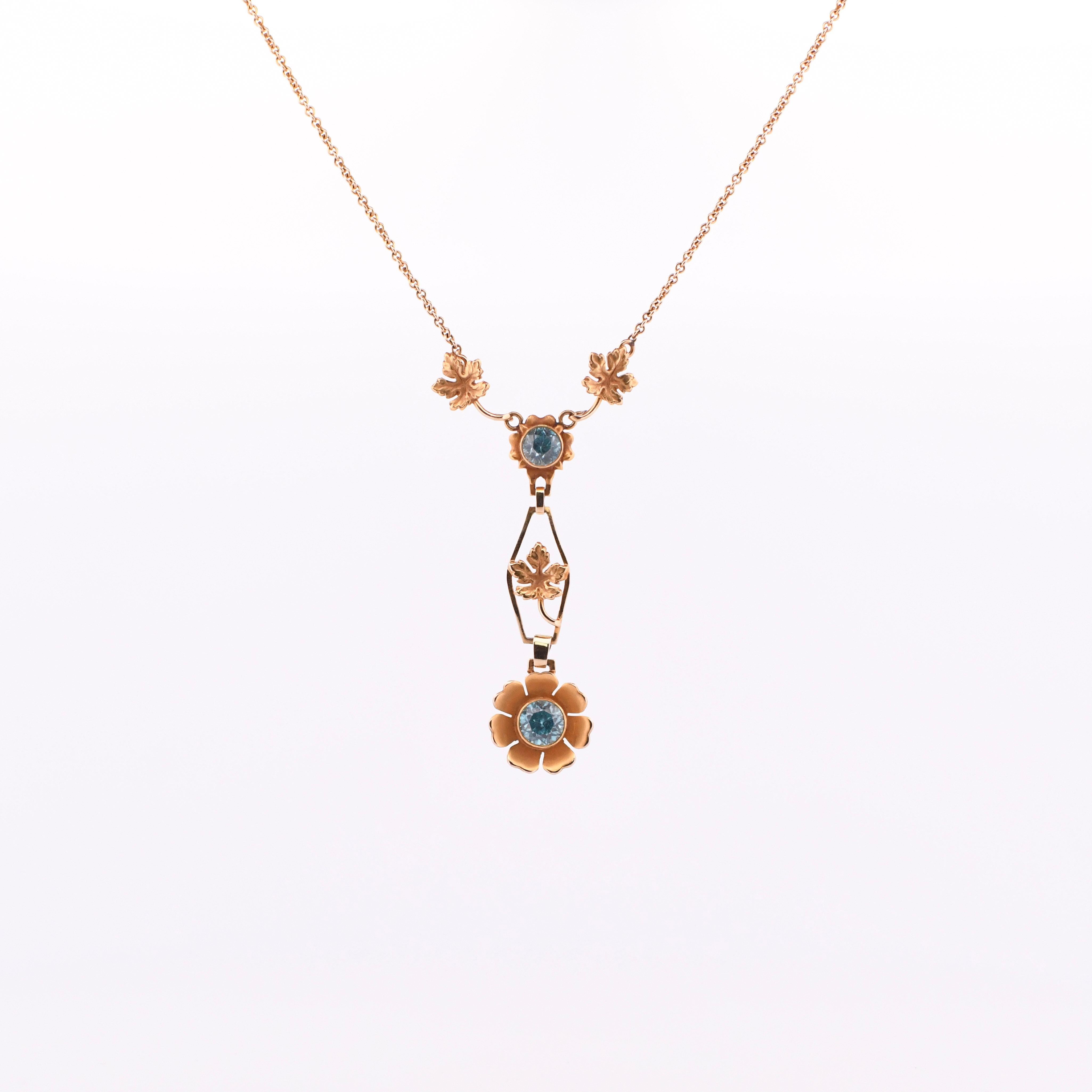 Art Deco Blue Zircon Floral Gold Drop Pendant Necklace In Good Condition For Sale In Addison, TX
