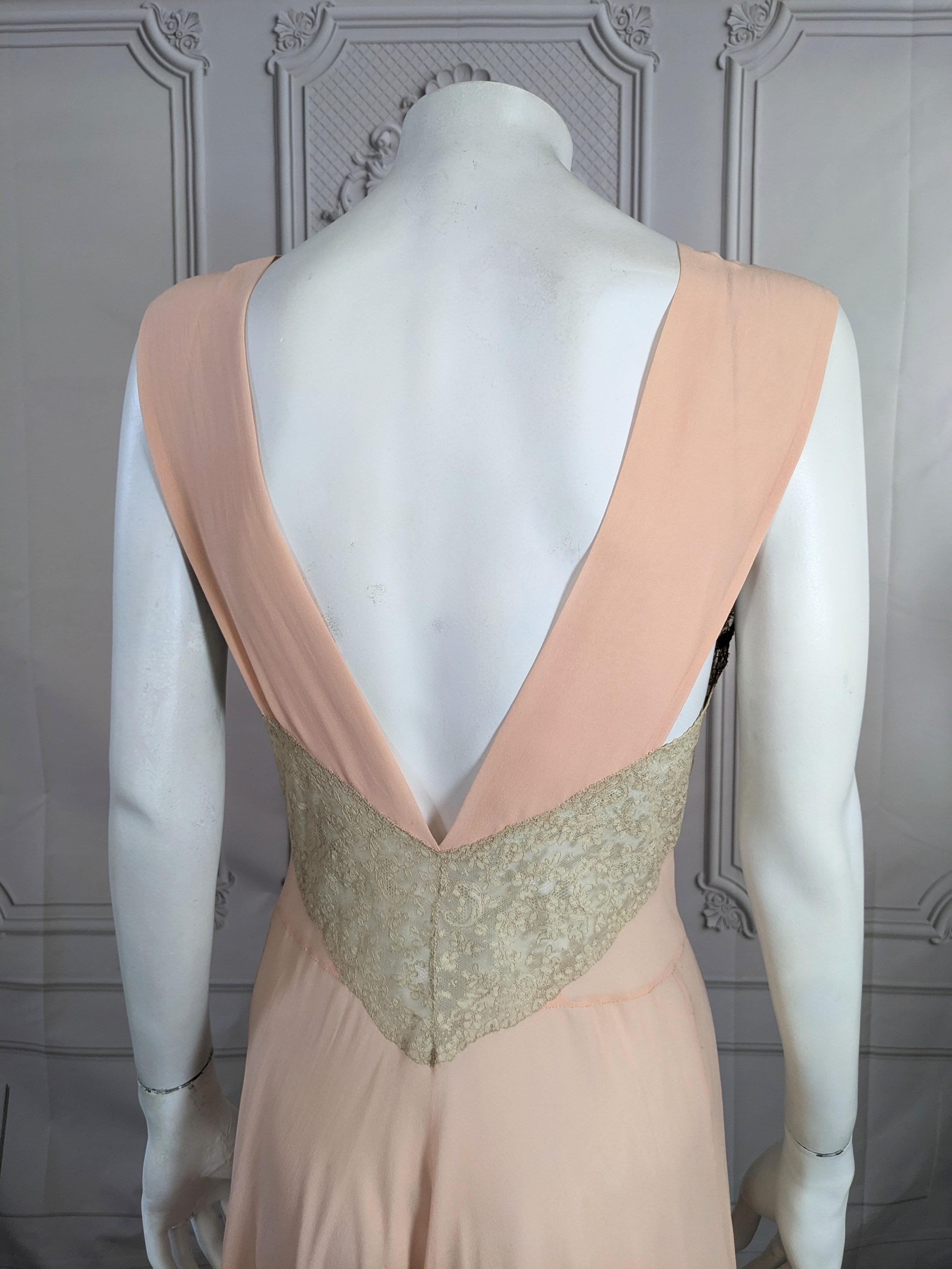  Art Deco Blush Pink Silk Crepe Chiffon and Lace Gown  For Sale 6