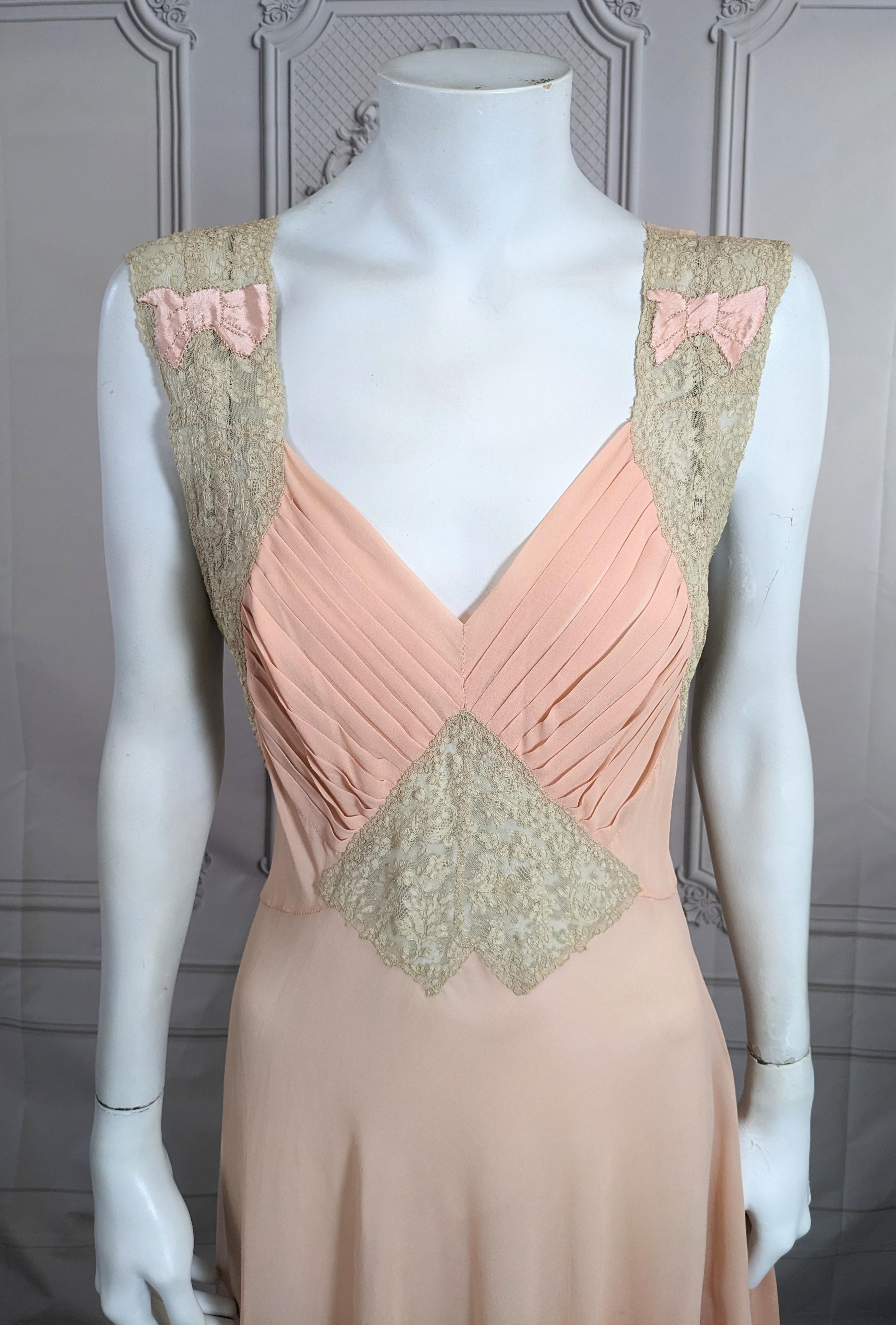 Women's  Art Deco Blush Pink Silk Crepe Chiffon and Lace Gown  For Sale