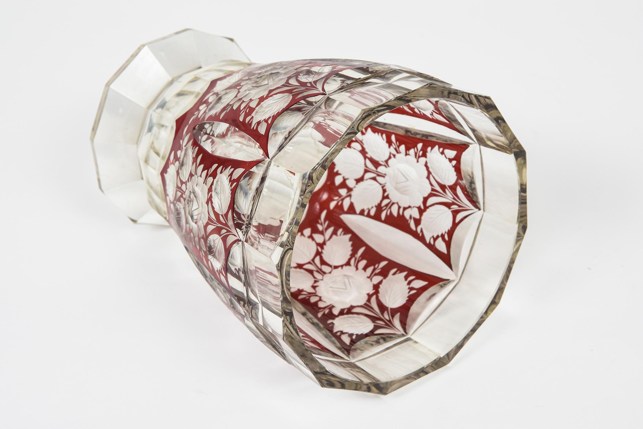 Art Deco Bohemian Czech Cranberry Red Clear Floral Art Glass Vase For Sale 1