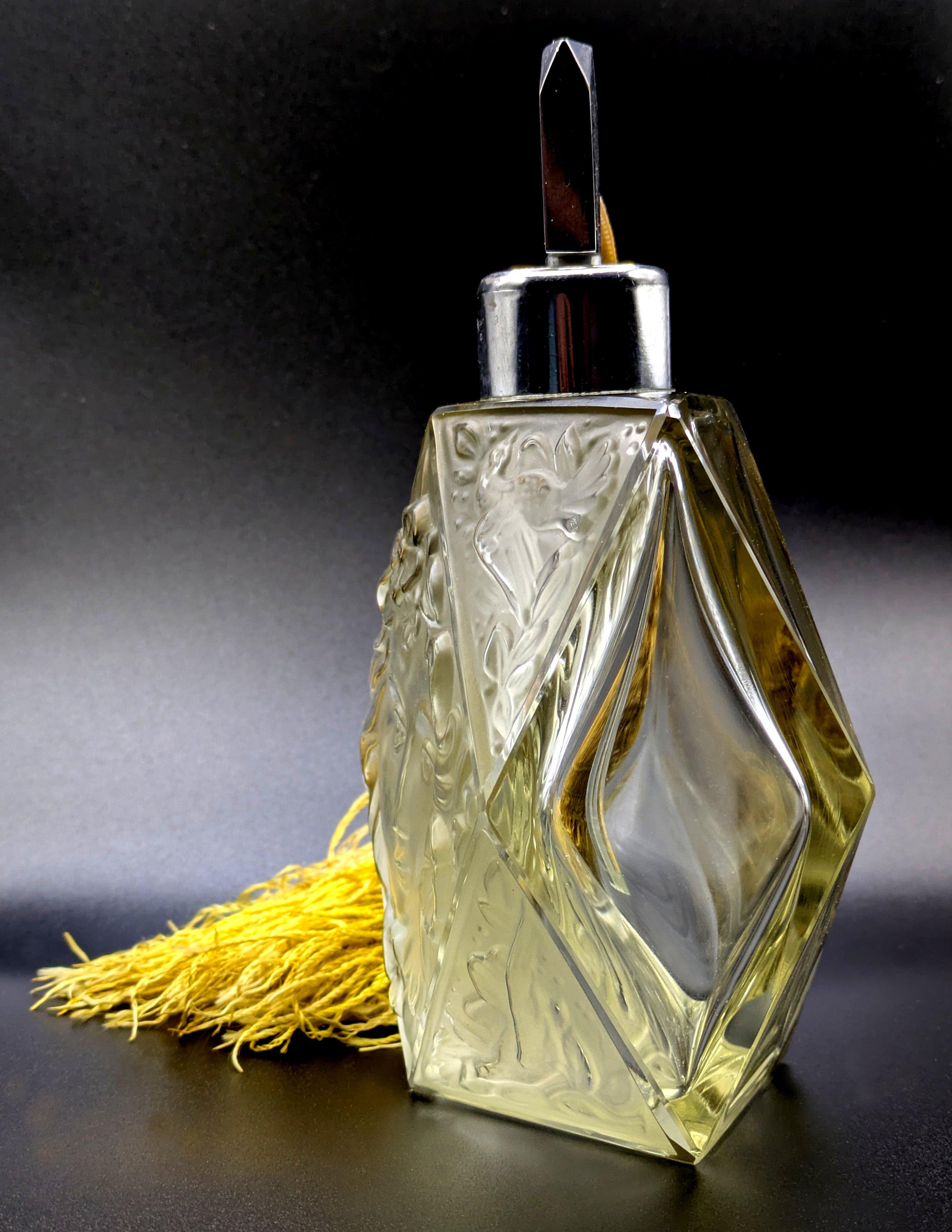 Art Deco Böhmisches Glas-Duftfläschchen von Rudolf Hlousek , um 1930 (Tschechisch) im Angebot