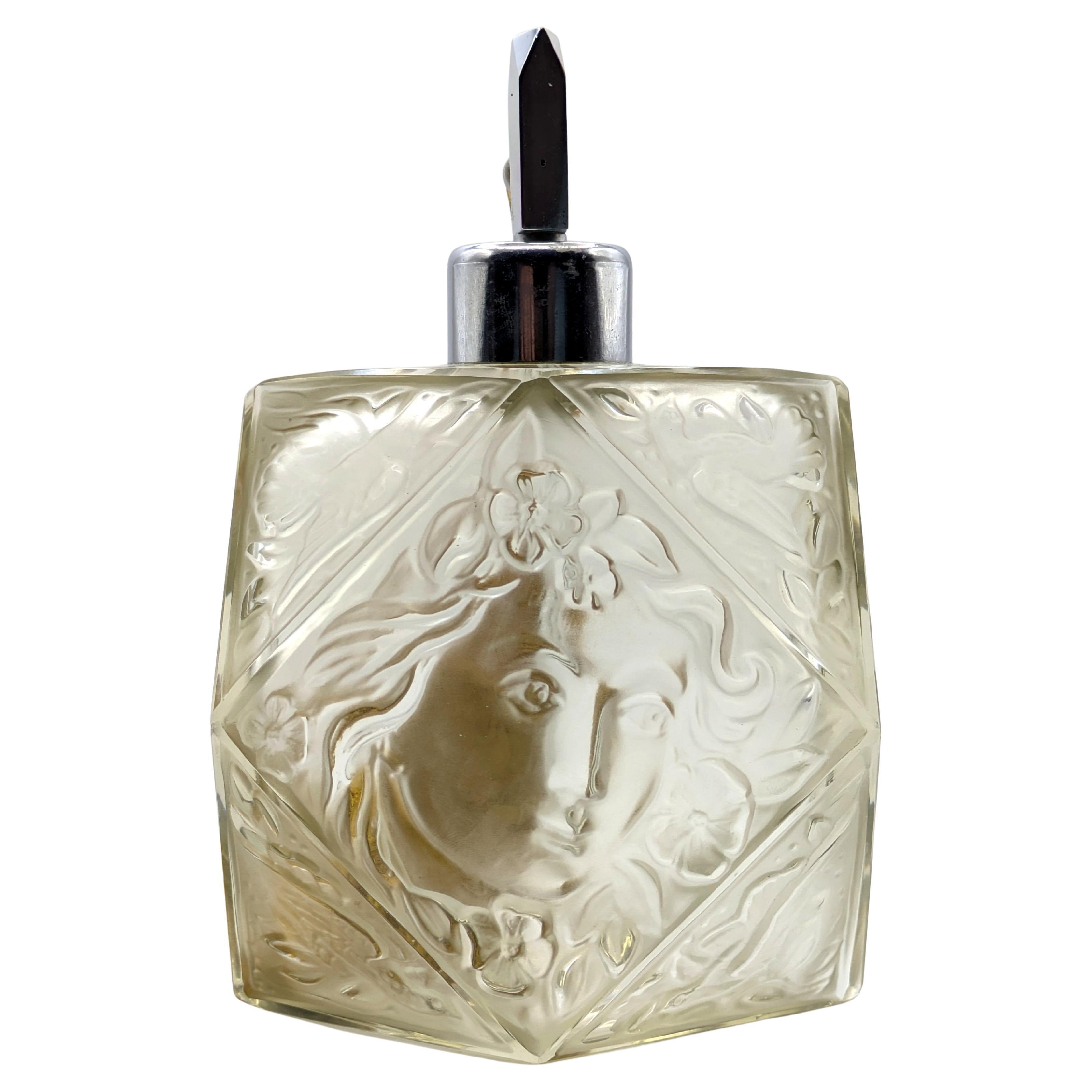 Art Deco Böhmisches Glas-Duftfläschchen von Rudolf Hlousek , um 1930 im Angebot