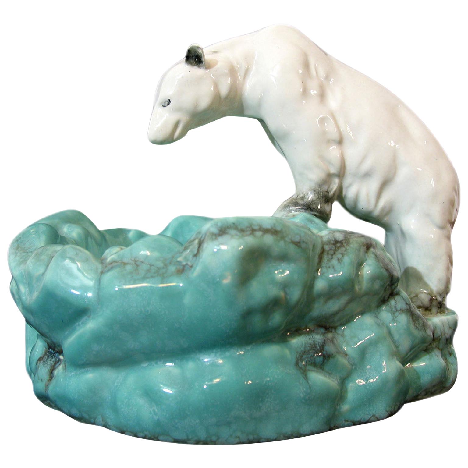Art Deco Bohemian Ditmar Urbach Keramik Polar Bear Schale Ablageschale im Angebot